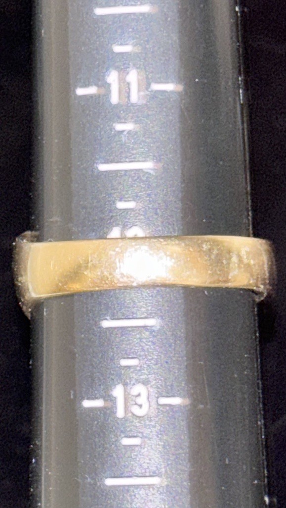 10k Yellow Gold Men’s Landstrom’s Black Hills Gold Tapered Band Ring Size 12
