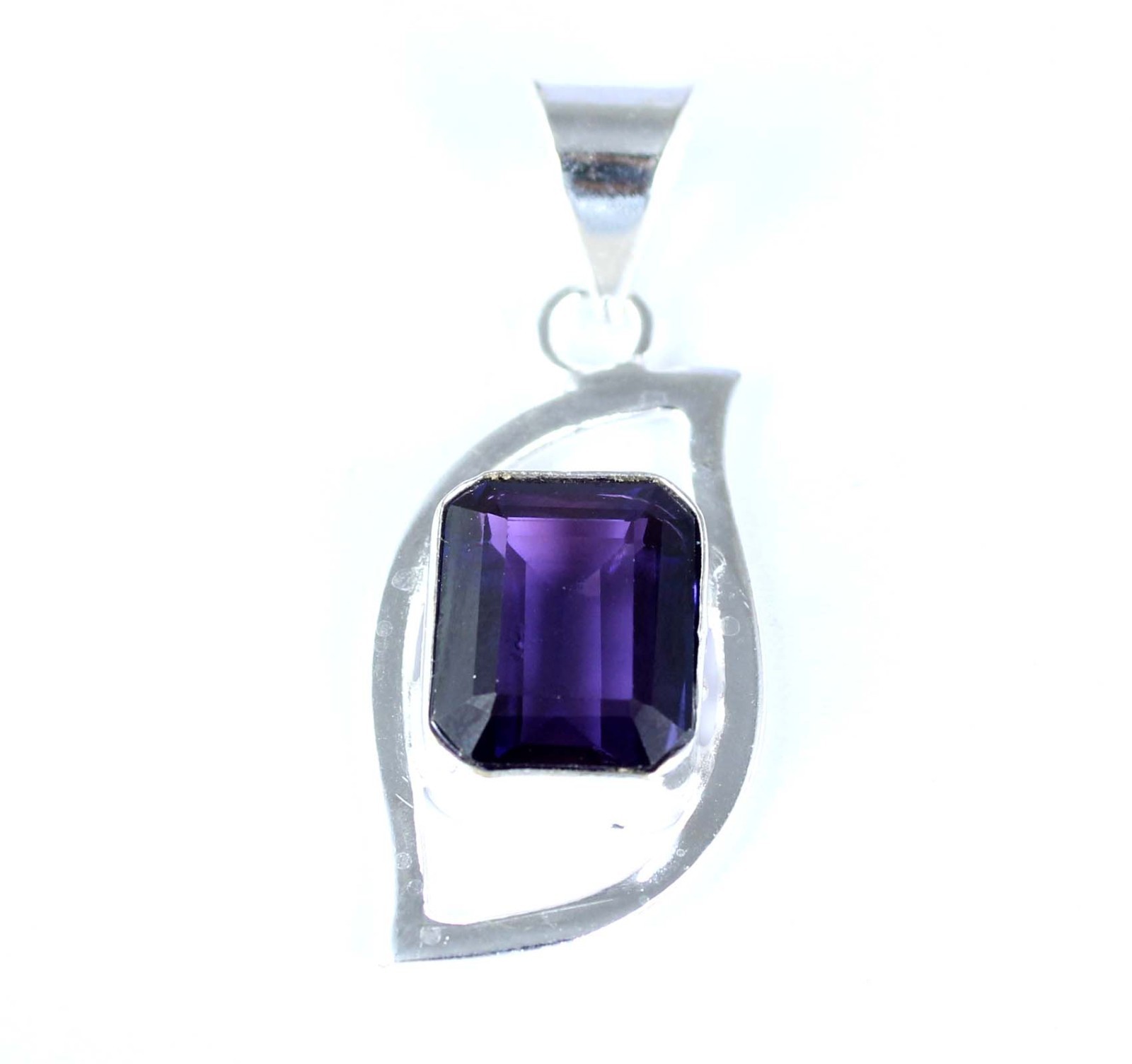 11.67 Ct Natural Boysenberry Sapphire Emerald Cut Gemstone Men’s Wedding Pendant
