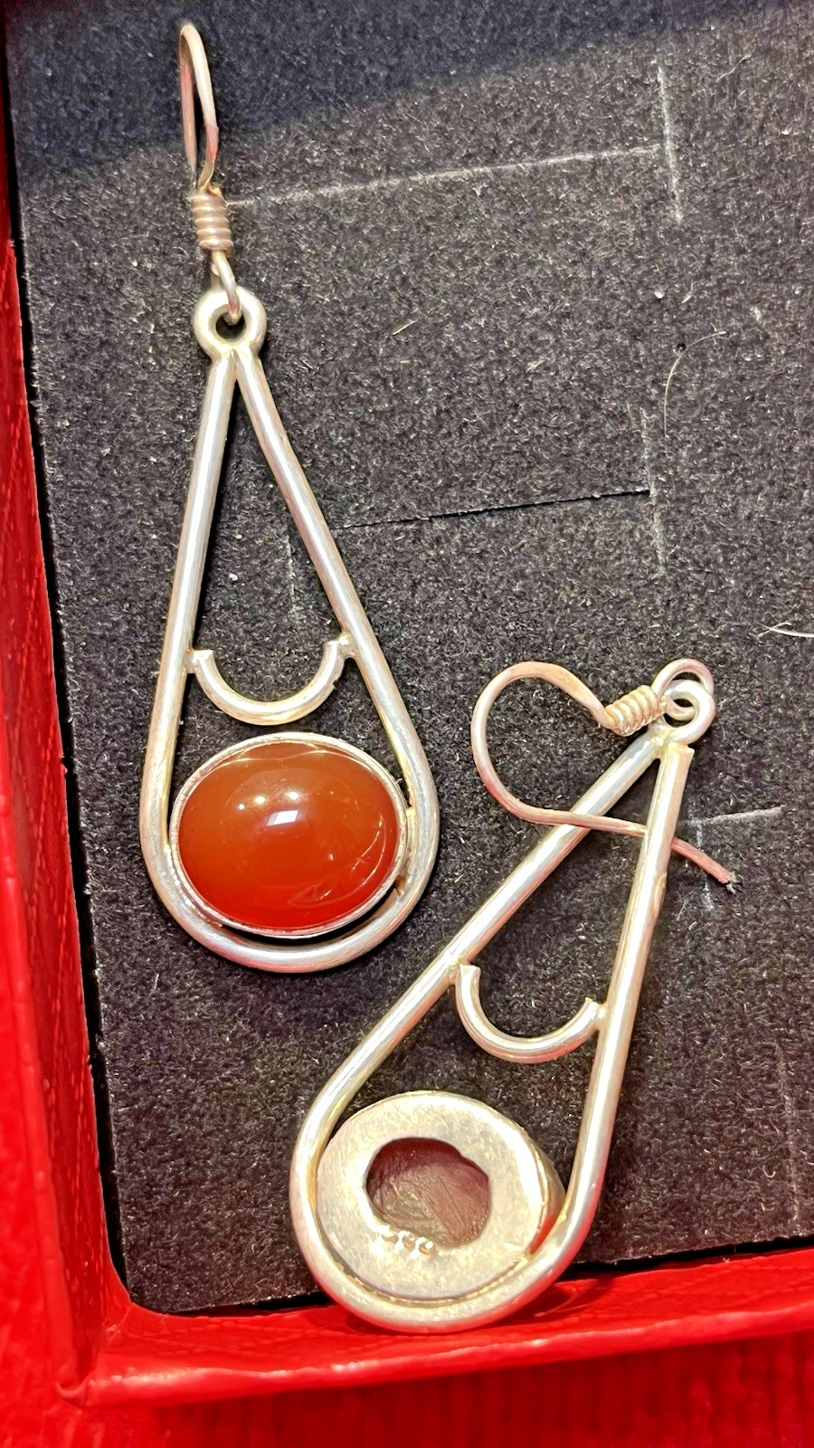 Vtg Sterling Silver 925 Teardrop Outline & Lge Cabochon Carnelian Stone Earrings