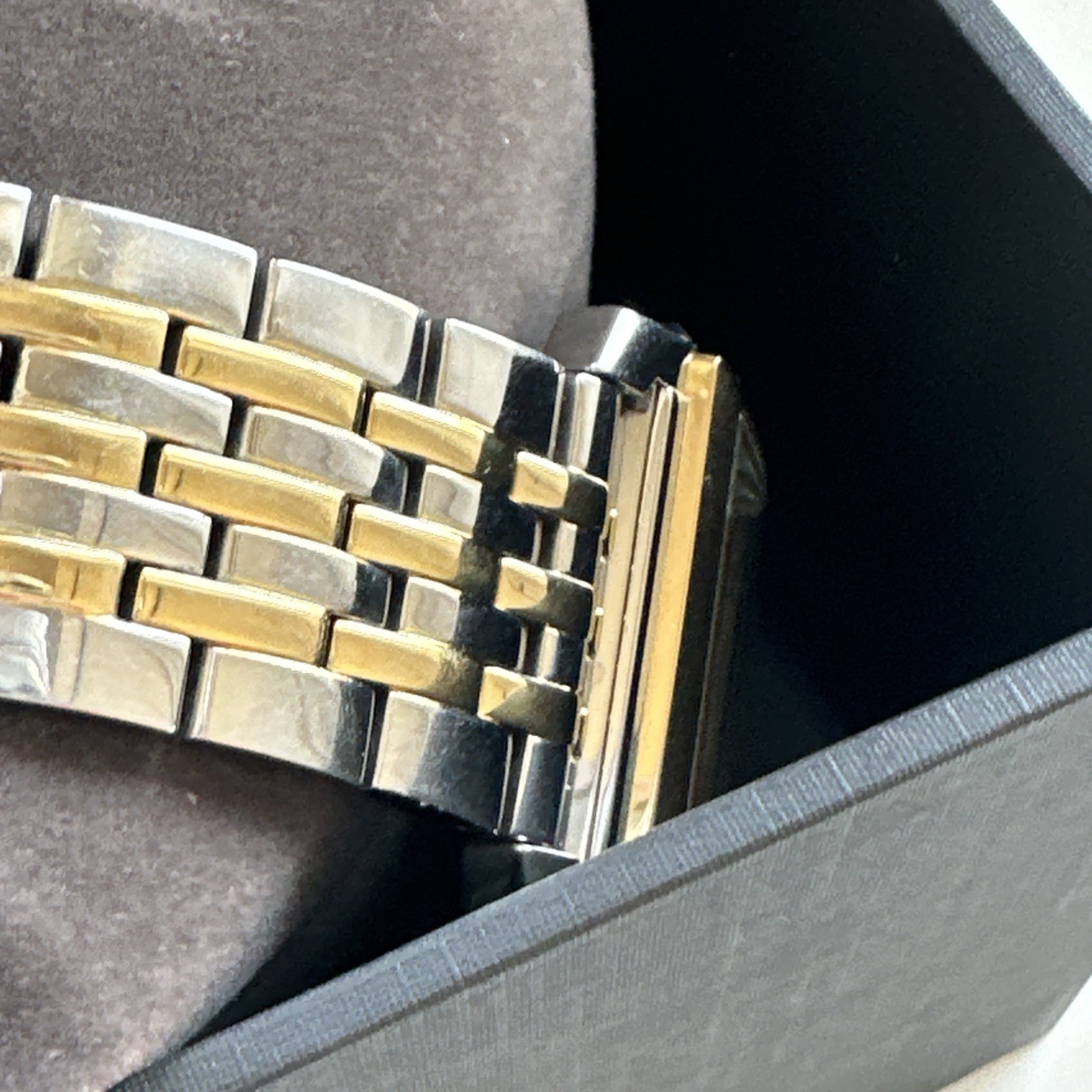 Bulova Men’s Sutton Classic Automatic Silver Stainless Steel Watch 33MM 98A308