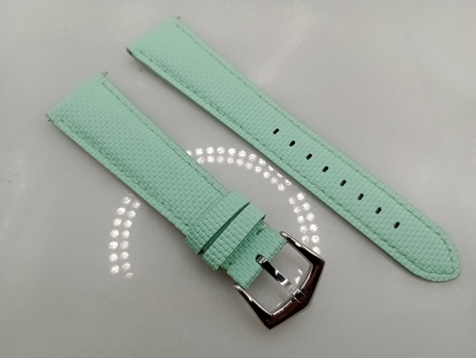 New 20mm Watchgecko Premium FKM Rubber Green Watch Strap Quick Release 6B447