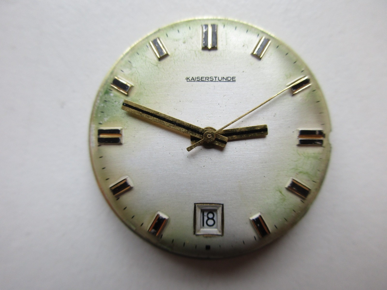 ETA cal. 2783 Swiss automatic incabloc watch movement – date at 6 – running