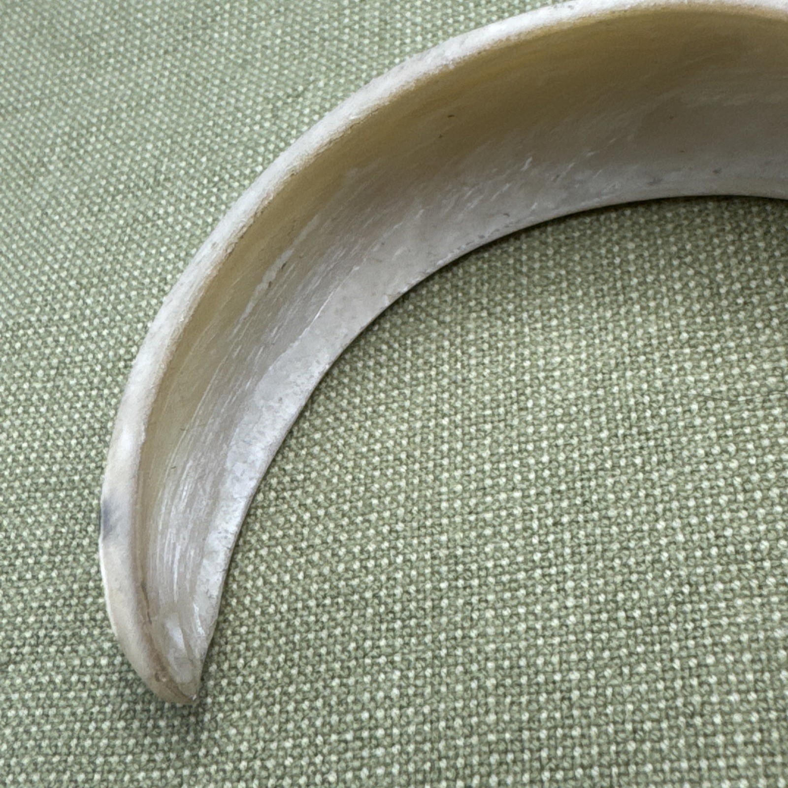 Sea Shell Bracelet Cuff -Black White Cream Hawaii Shell Section Cuff