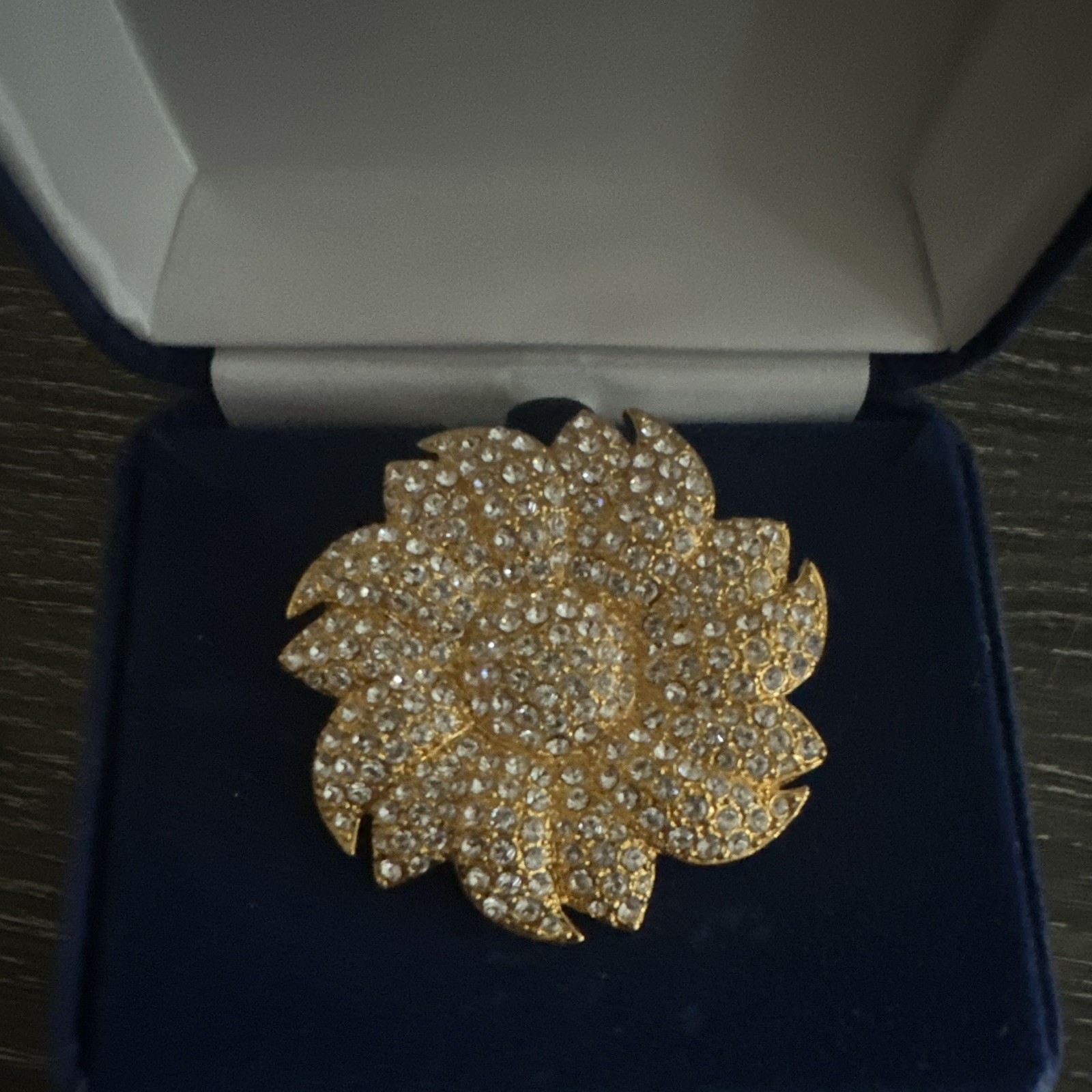 Camrose & Kross Jaqueline Kennedy Collection. Sunflower brooch