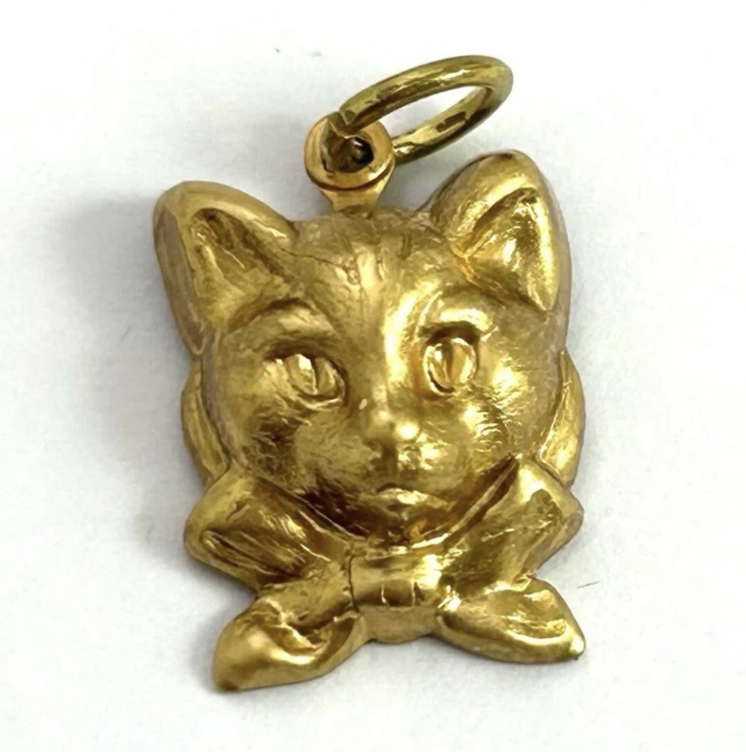 Vintage Cat Charm Brass Jewelry Cat With Bow Raw Brass Stamping Necklace Pendant