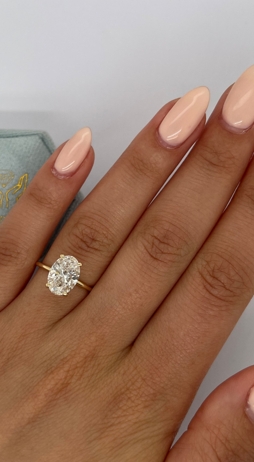 2.50 Cts Oval D/VVS2 Diamond Solitaire Hidden Halo Engagement Ring CVD Diamond