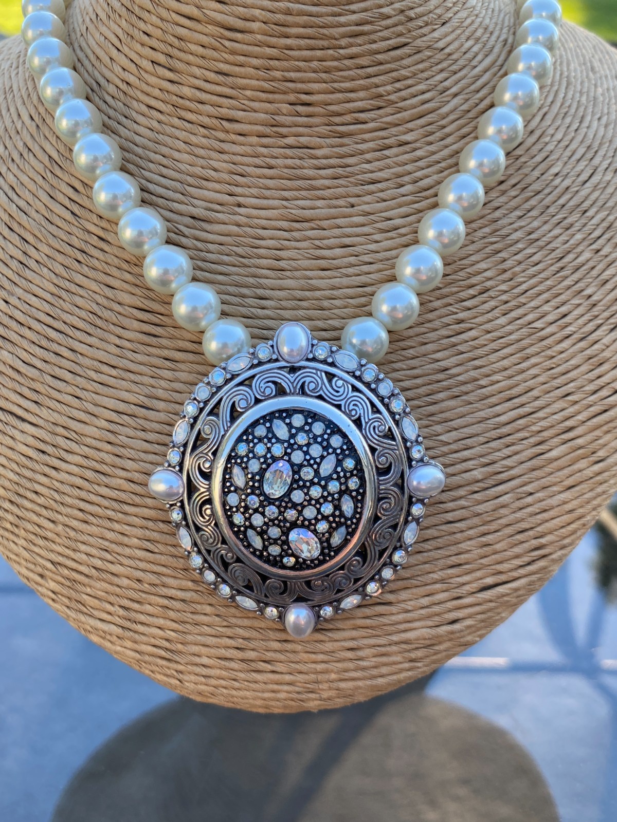Brighton Be Realistic brooch Faux Pearl & Rhinestone 18″ Necklace