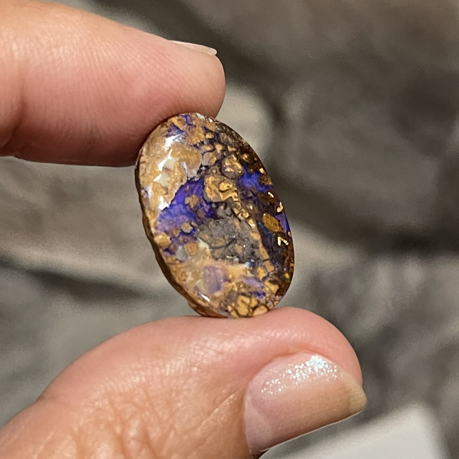10.9ct 21.5x14x4.5mm Purple Crystal Pipe Australian Boulder Opal Cabochon Gem