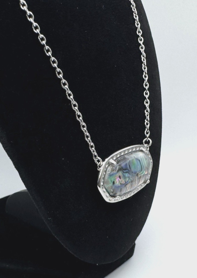 NIB D’JOY Abalone Shell Short Necklace Silvertone Silver Tone, 316L Steel 18-20″