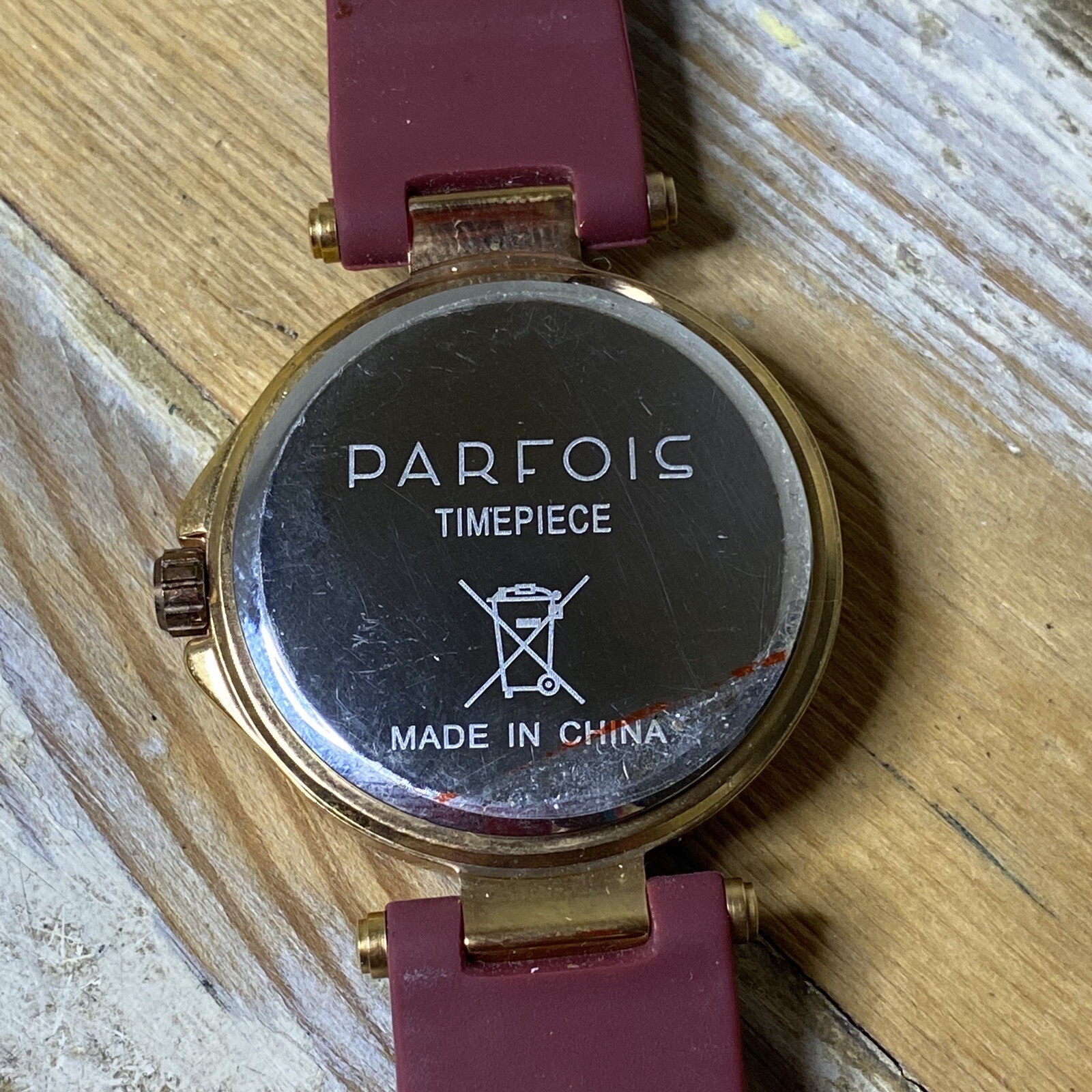 Parfois Elegant Gold Tone Ladies Watch With Center Subdial And Silicone Band