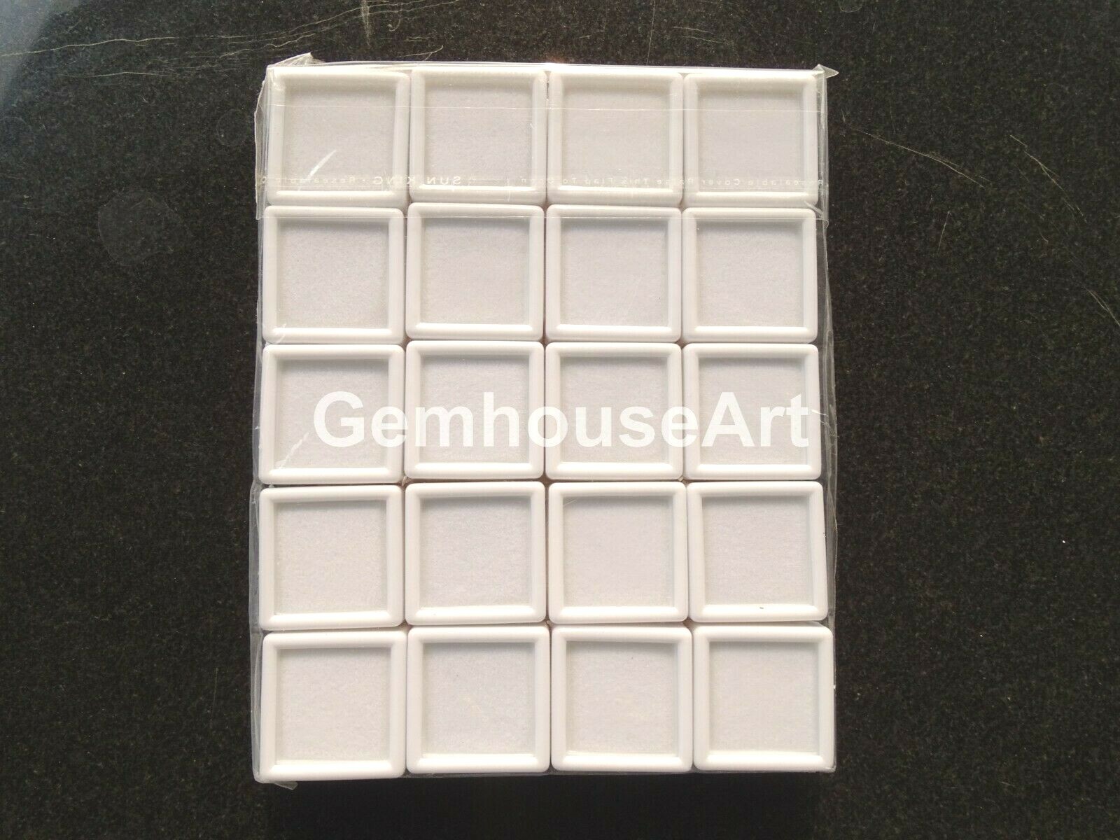20 Pcs 3 x 3 Cm White Gem Display plastic box Storage for Gems