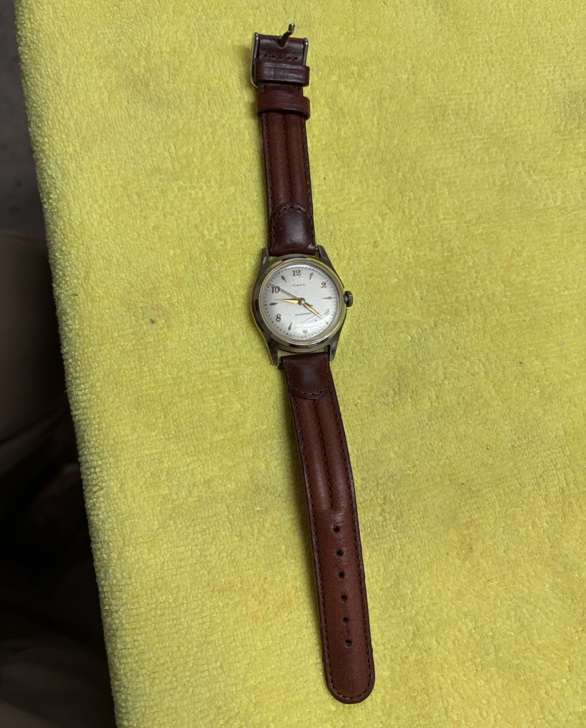 Timex Marlin Manual Wind 17J White Dial Arabic Waterproof 32-35.9mm Brown