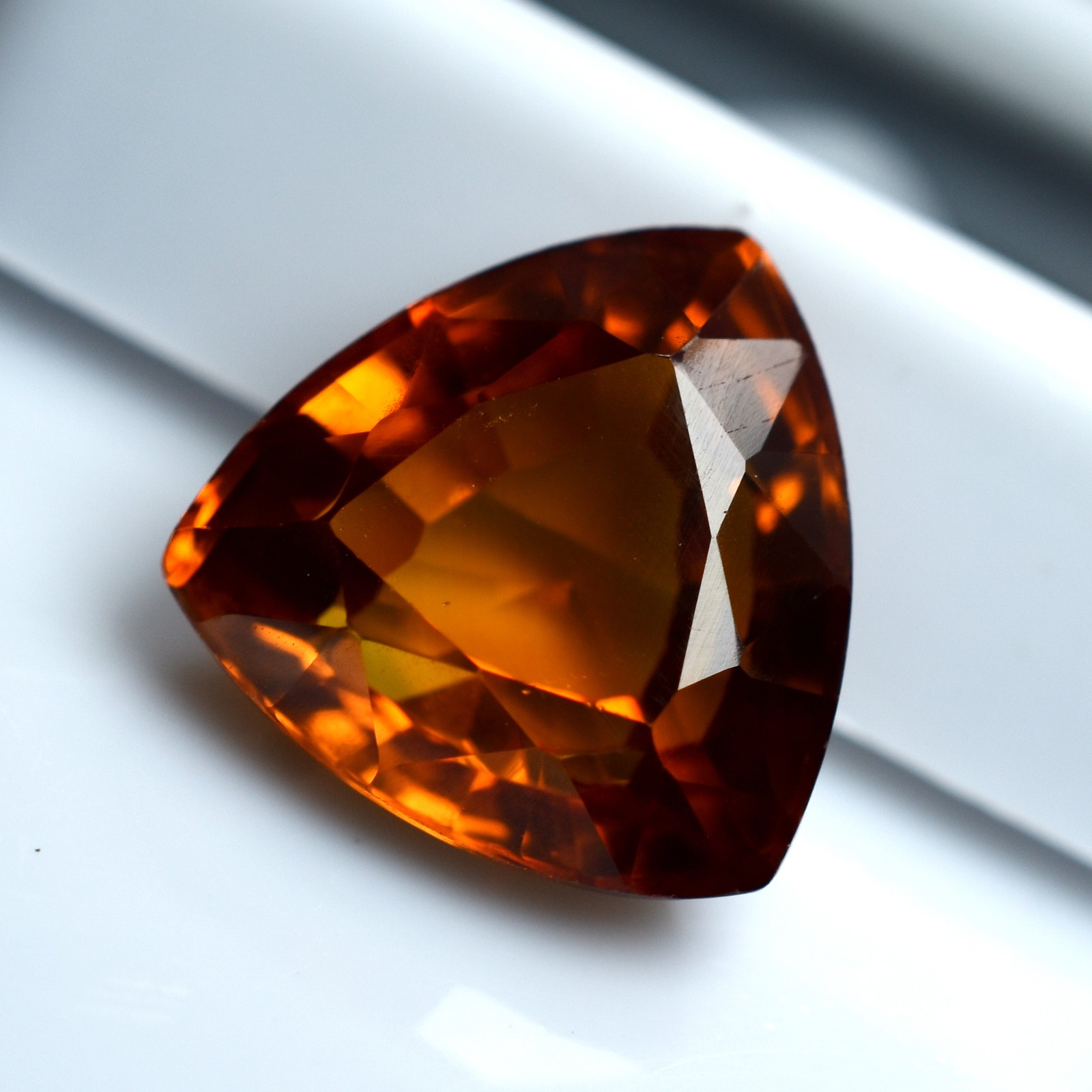 NATURAL Beautiful Orange SAPPHIRE Trillion Cut 10.80 Ct Gemstones CERTIFIED