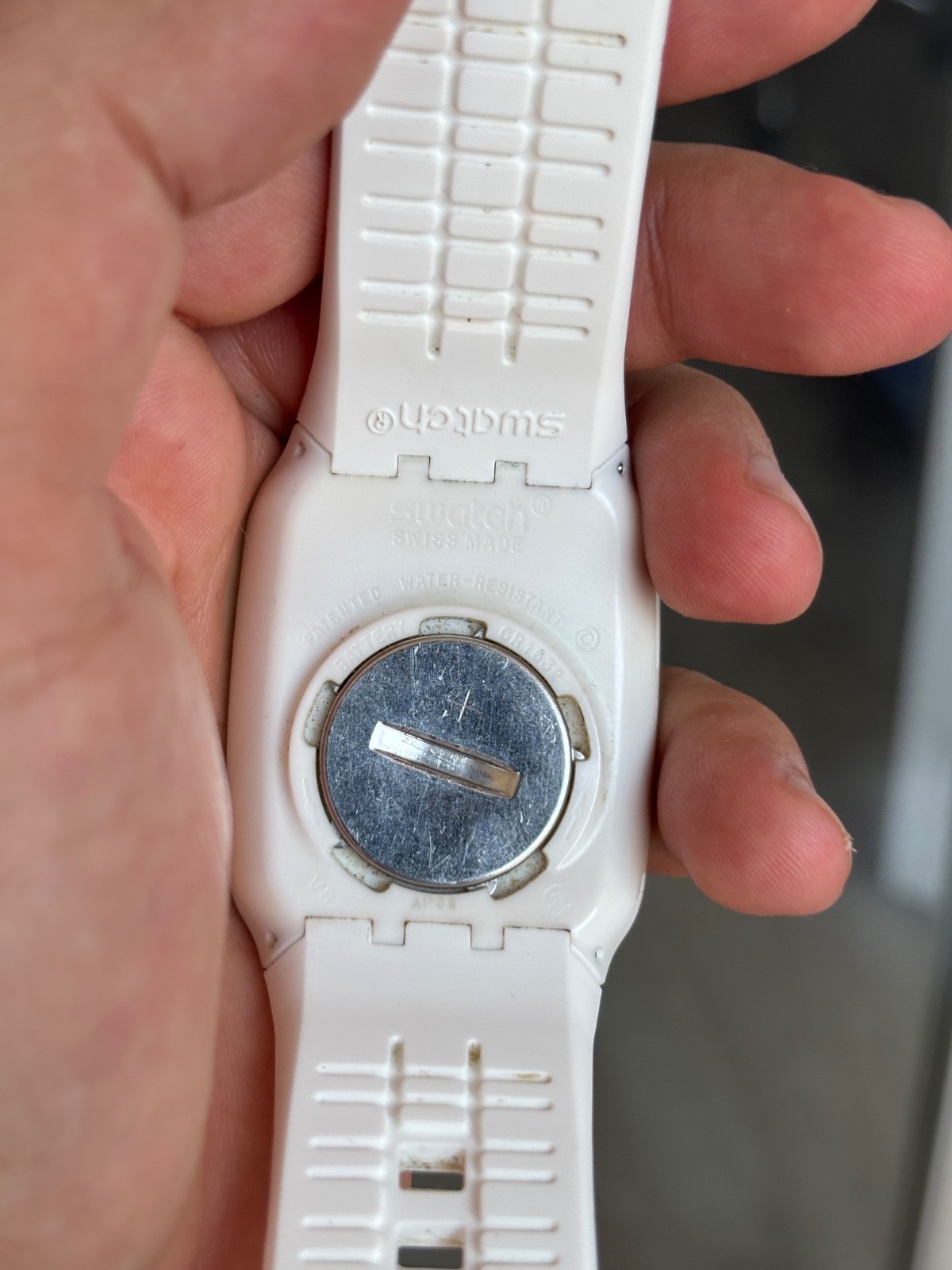 SWATCH Touch Range White Quartz 39mm Unisex