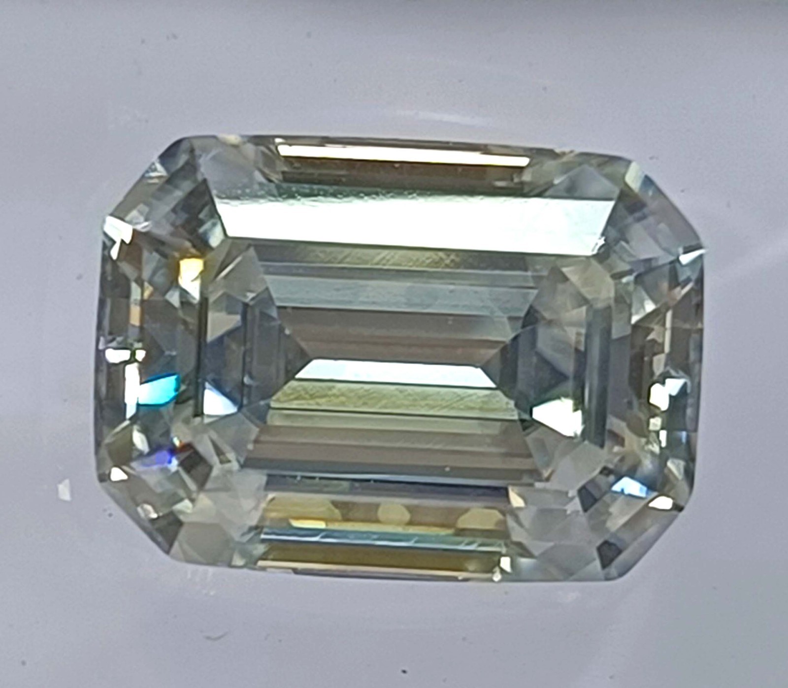 VSSI White Diamond ‘D’ Color 2.4 Ct VVS1 Loose Emerald Cut IGL Loose Gems 5AJU