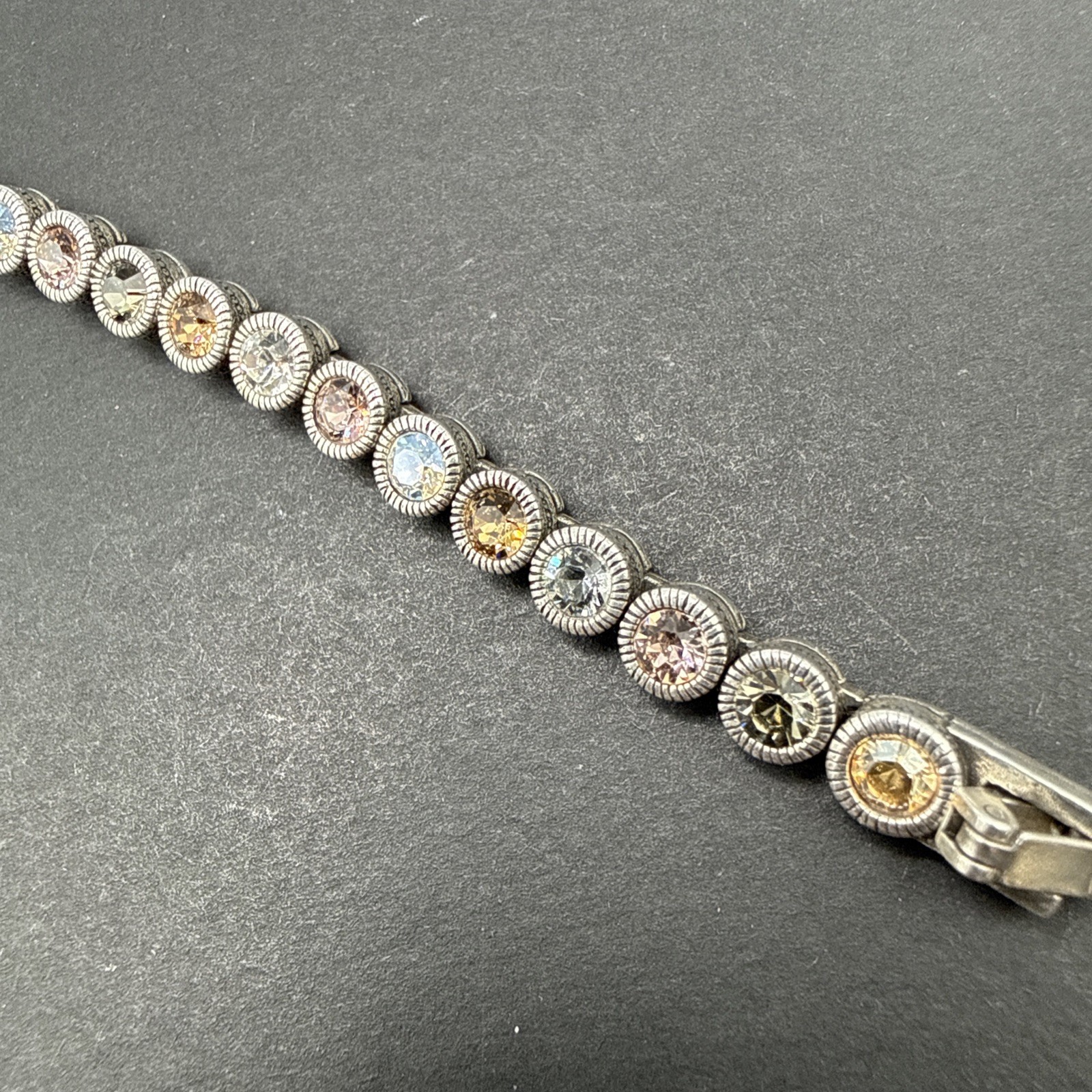 PATRICIA LOCKE Signed Game Set Match Bracelet Colorful Silver Tone 7” C11