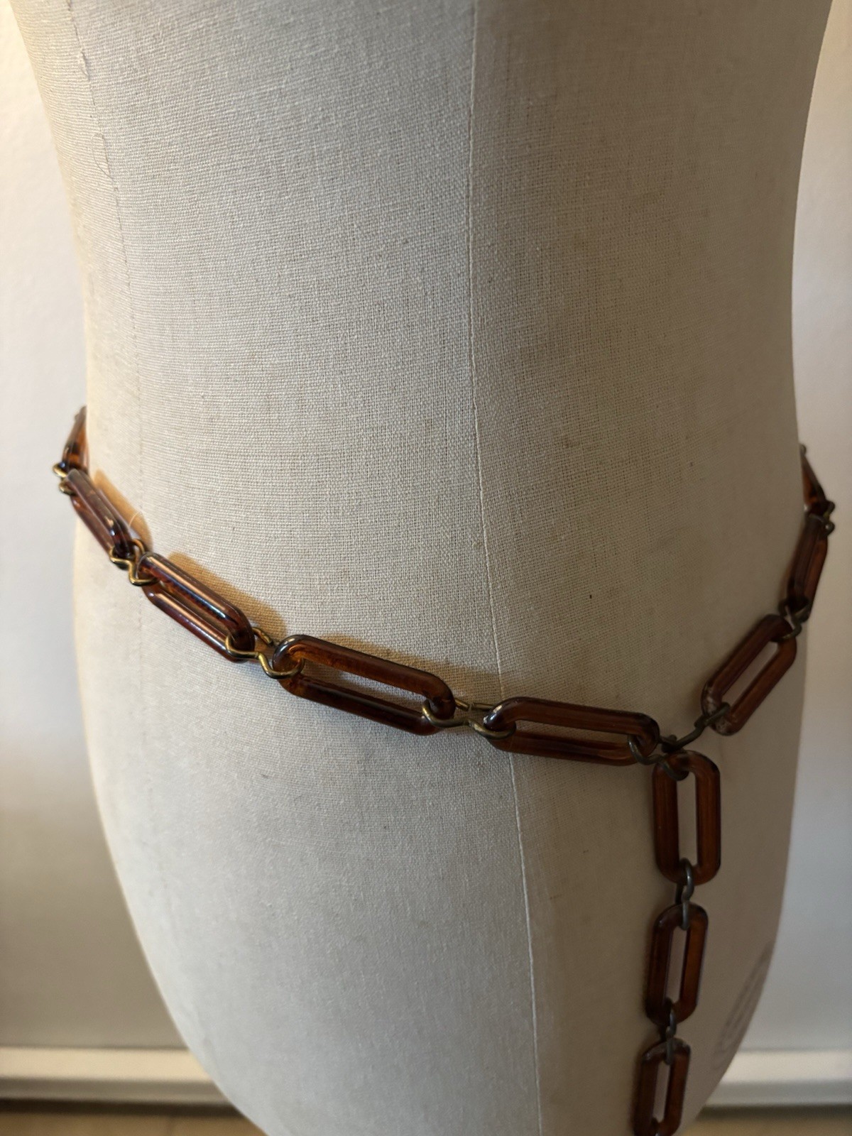 VTG 70s Lucite Link Chain Heart Charm Belt Adjustable Hook Closure