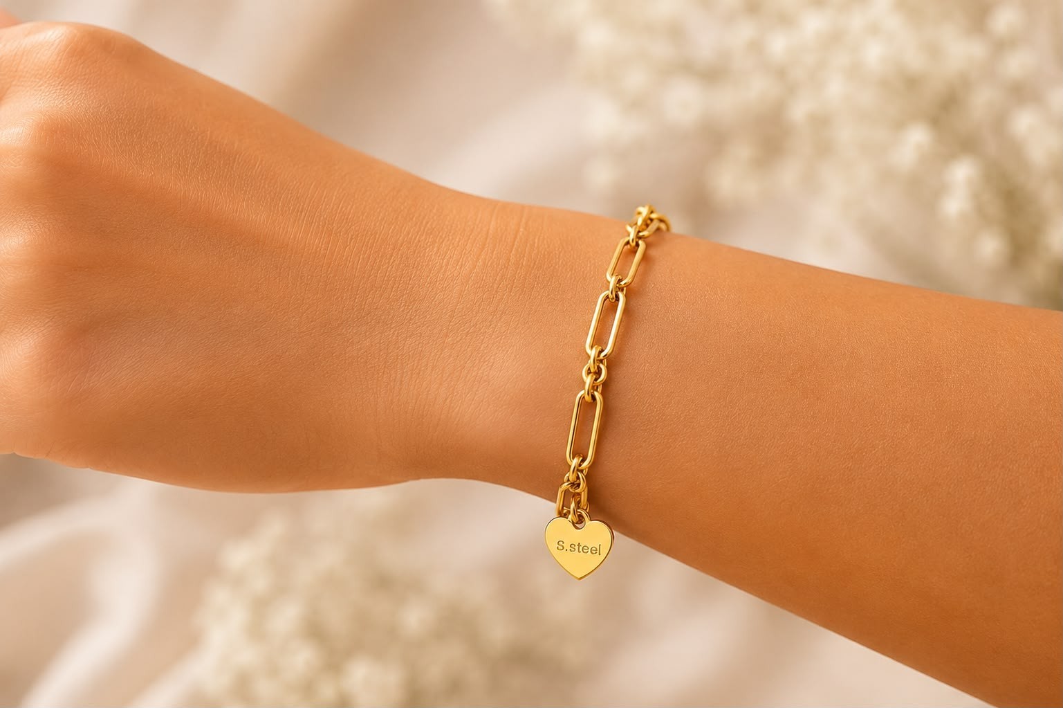 Gold Paperclip Bracelet for Women, Stainless Steel Adjustable Chain, Minimalist