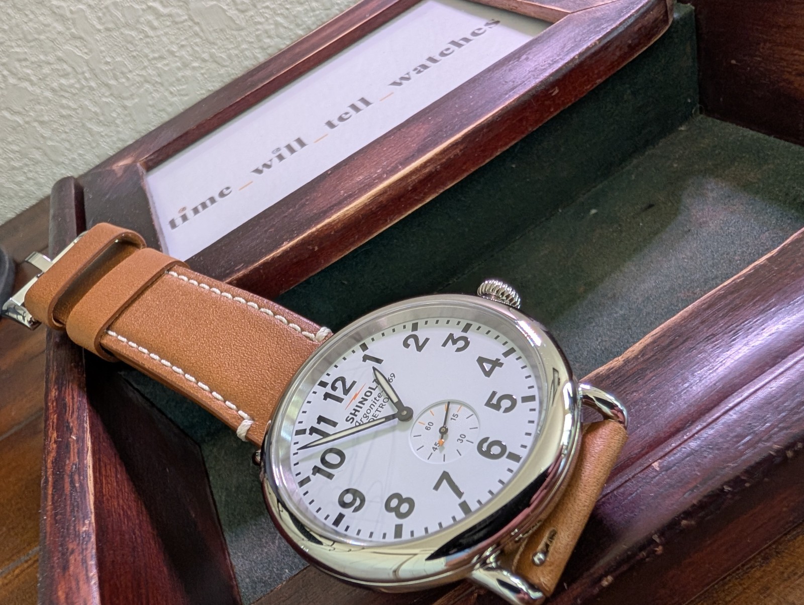 Shinola Runwell 47mm | White Dial | Argonite 1069 | Tan Leather
