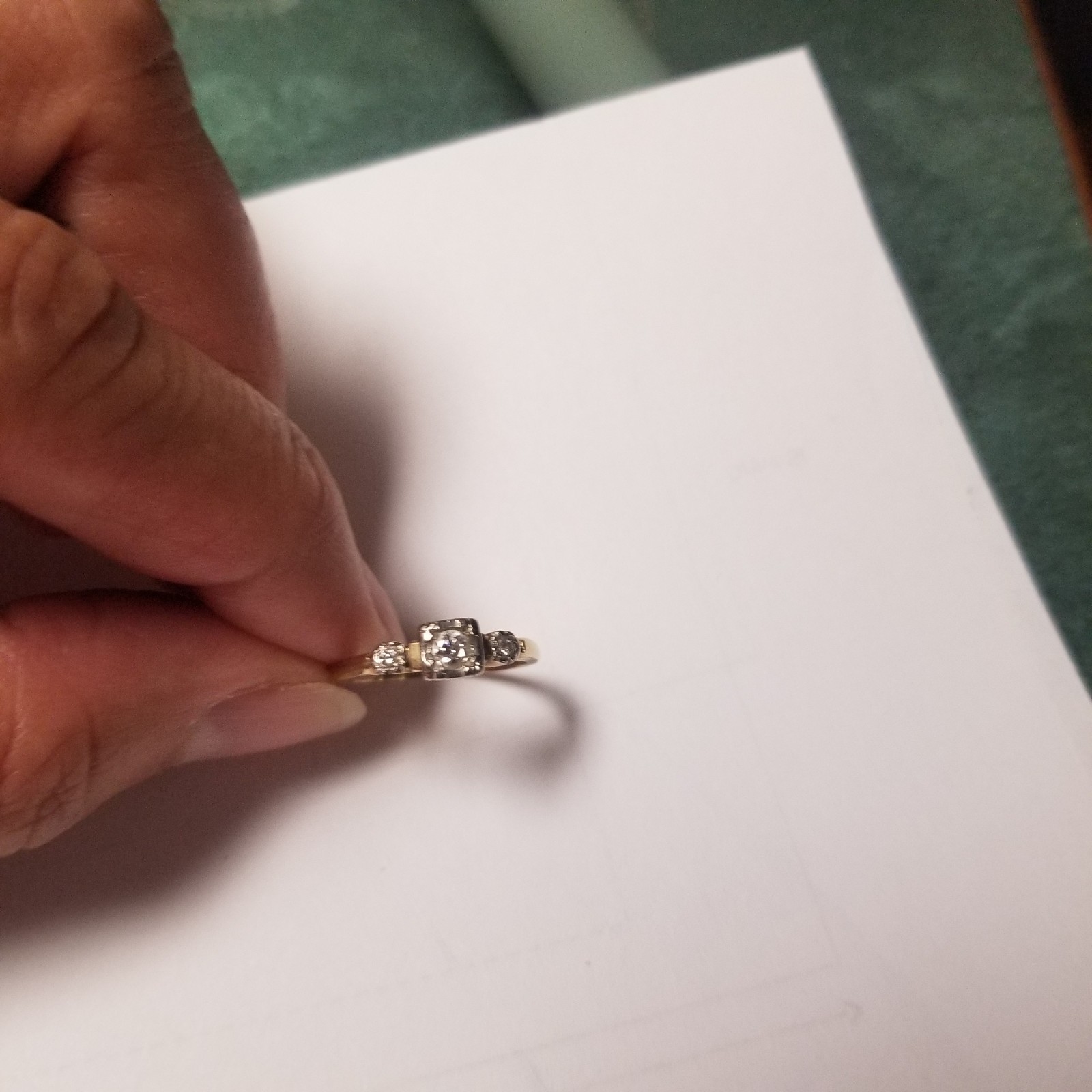 14K yellow gold 0.14ct G/SI round brilliant diamond sz 6.75