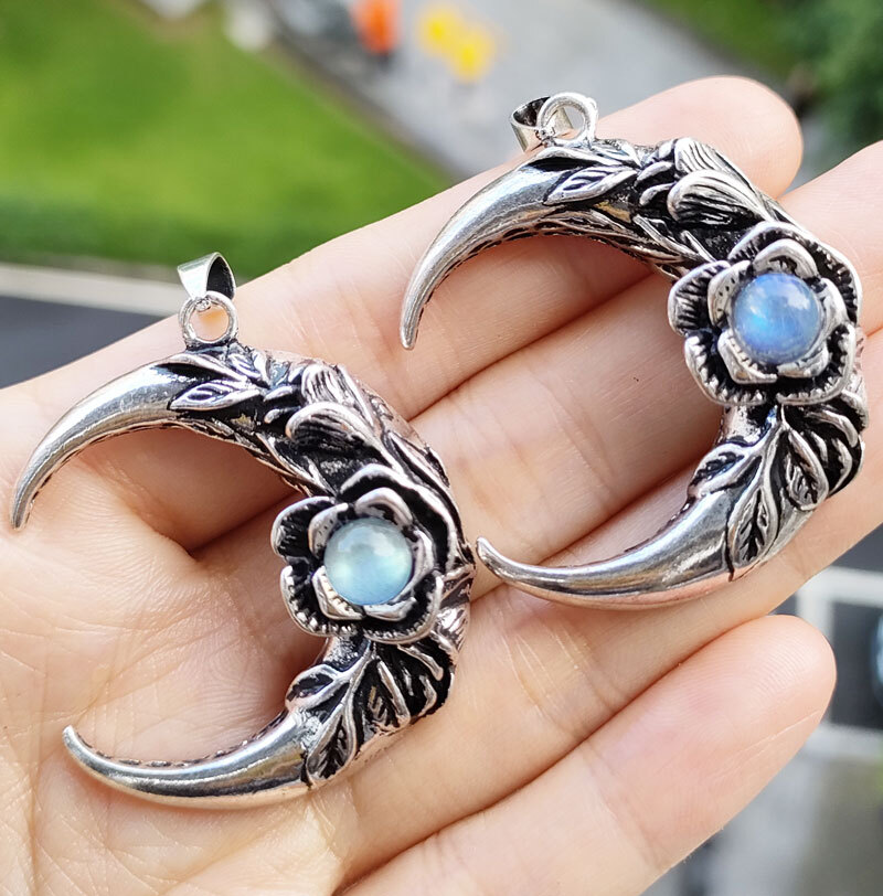 10pcs Natural Labradorite Gems Moon Rose Pendants Chakra Reiki Healing Amulet