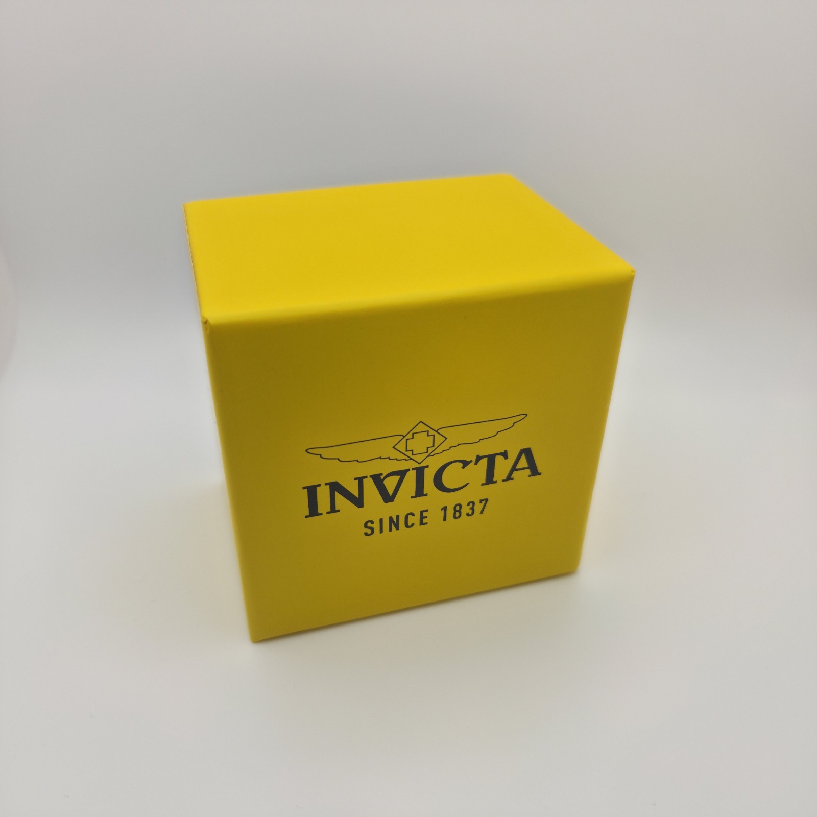 Invicta Specialty Rowan Diver Watch – 40mm Stainless Steel 49341 Black Green