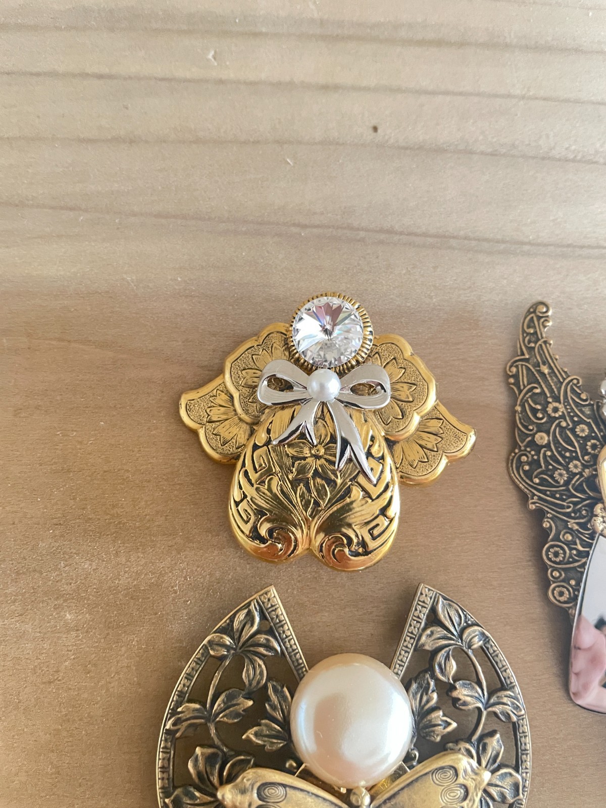 Lot of 5 Vintage Jane Davis Angel Brooches Filigree Gold Silver Bronze Tone