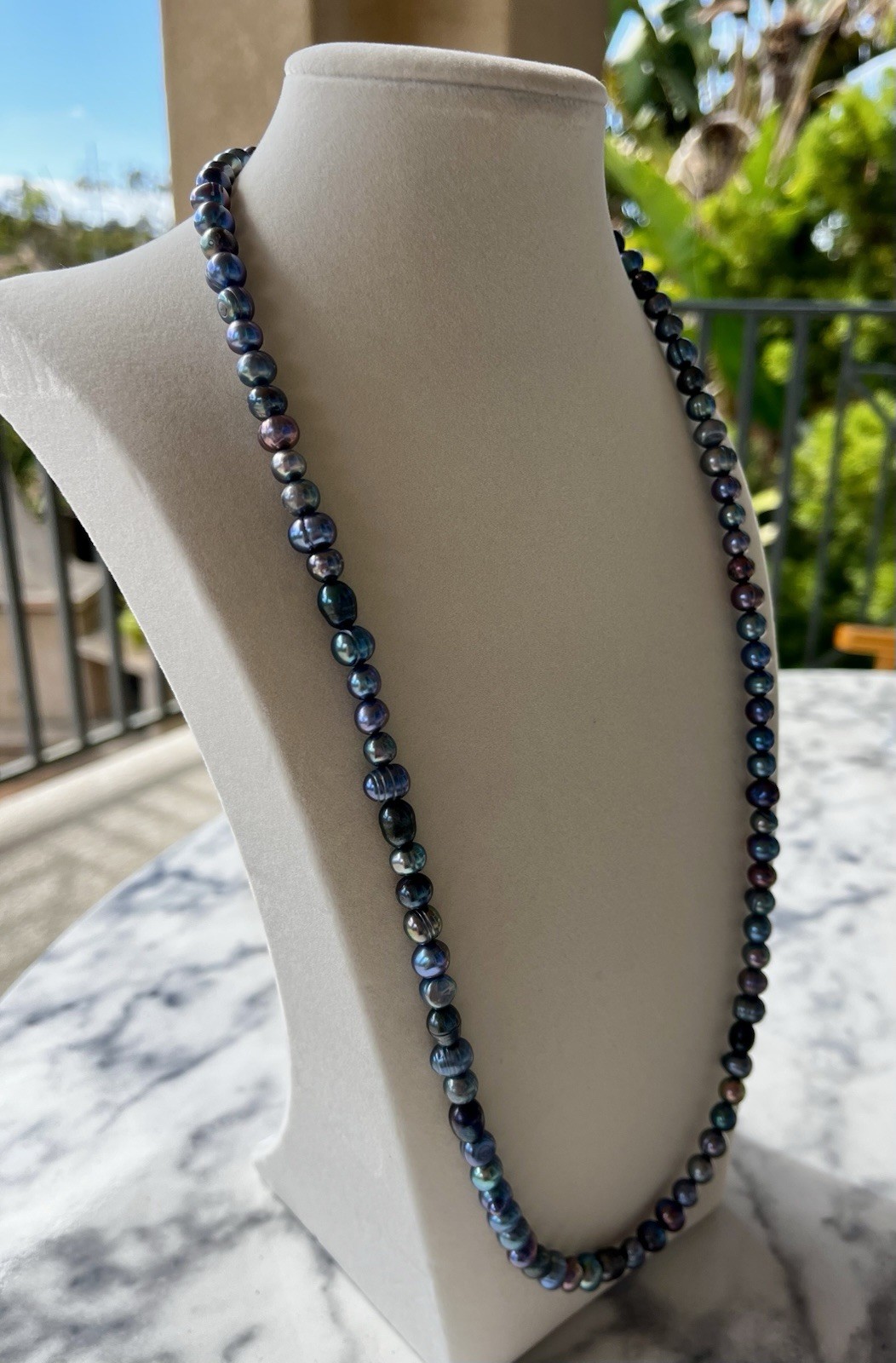 NEW: Natural Freshwater Black Baroque Pearl (@6-8mm) Handstrung Necklace 24 In