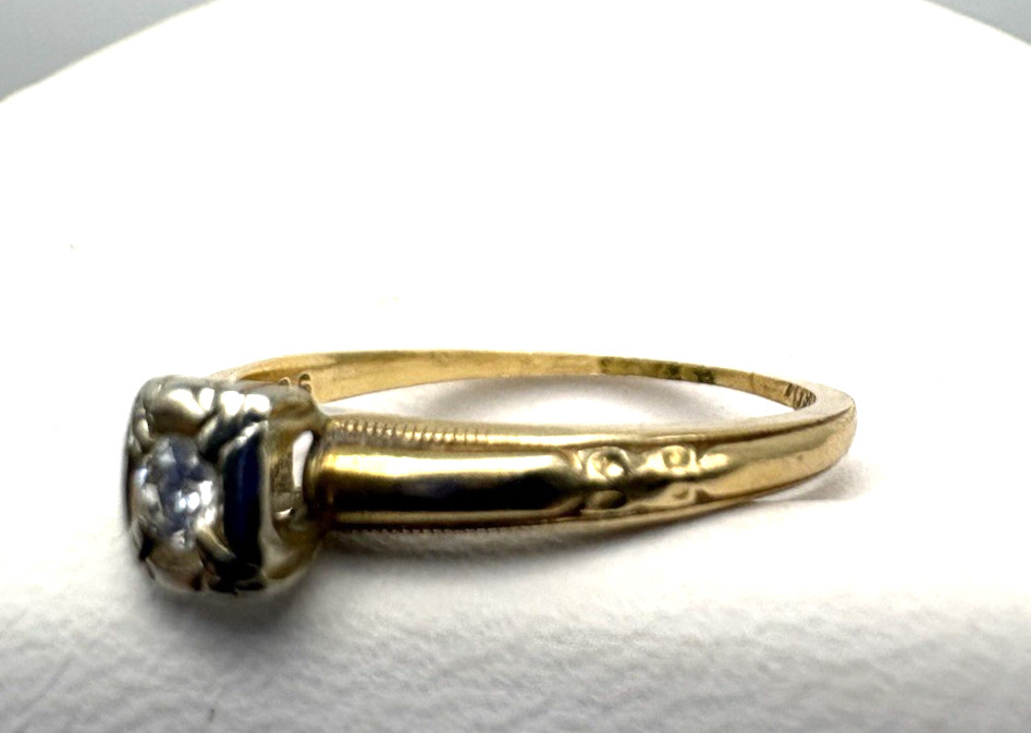 14k Yellow & White Gold Diamond Solitaire Ring 1.8 Grams & Size 6.75 Art Carved