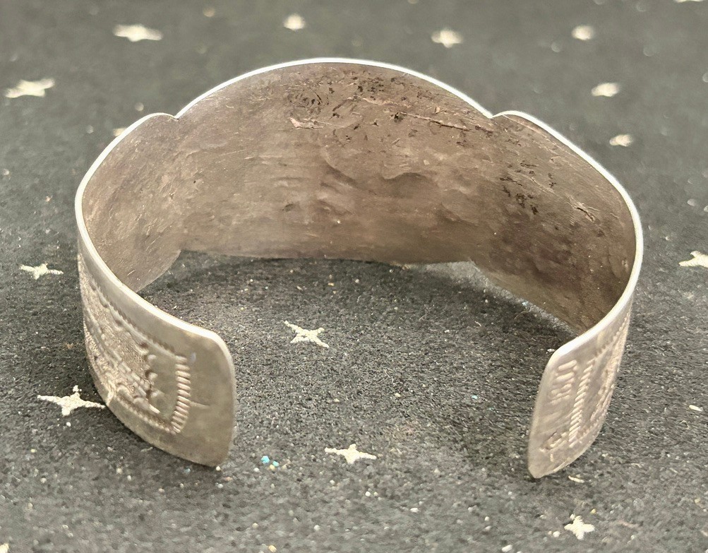 Vintage Tested Sterling Silver Middle Eastern Style Cuff Bracelet USA 22.4 Gr.￼