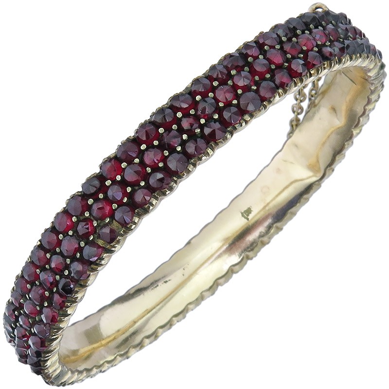 bangle garnets antique