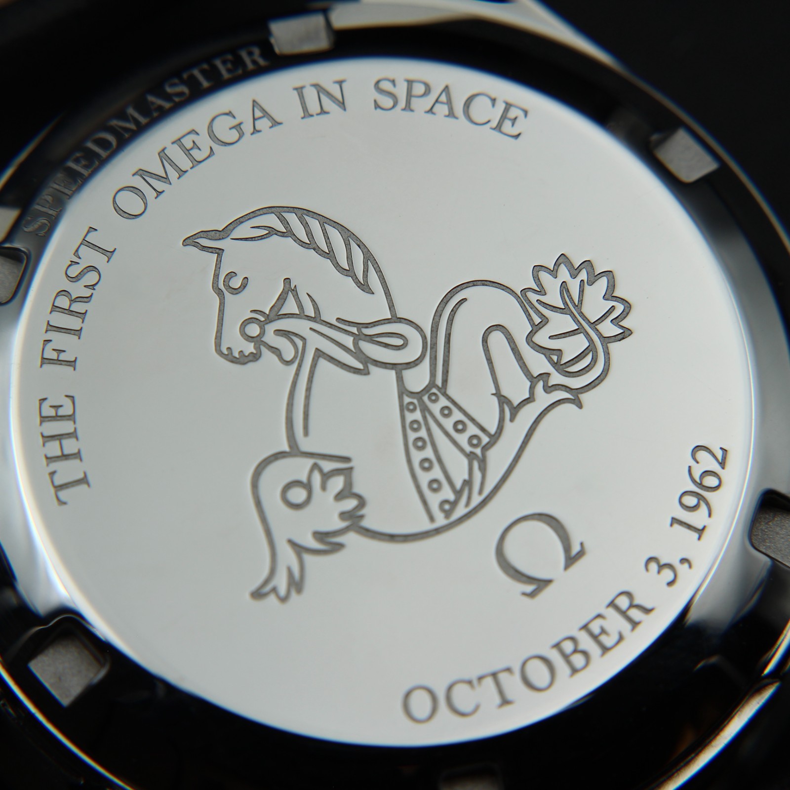 2025 Omega Speedmaster First Omega in Space FOIS 310.32.40.50.06.001 🌙