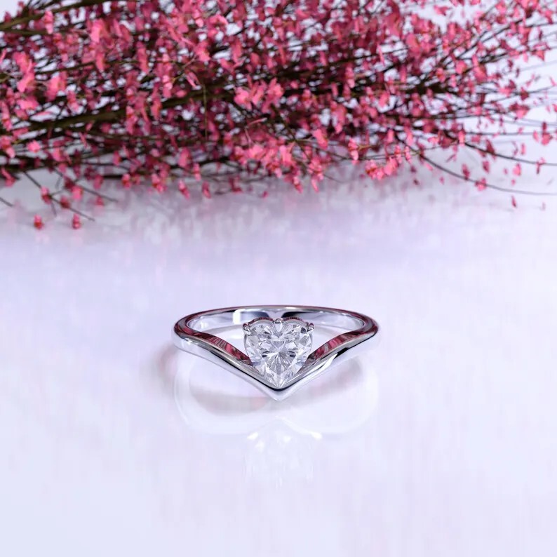 1.00 CT Heart EF VS/SI Lab Grown Diamond Women’s Engagement Ring 14K Yellow Gold
