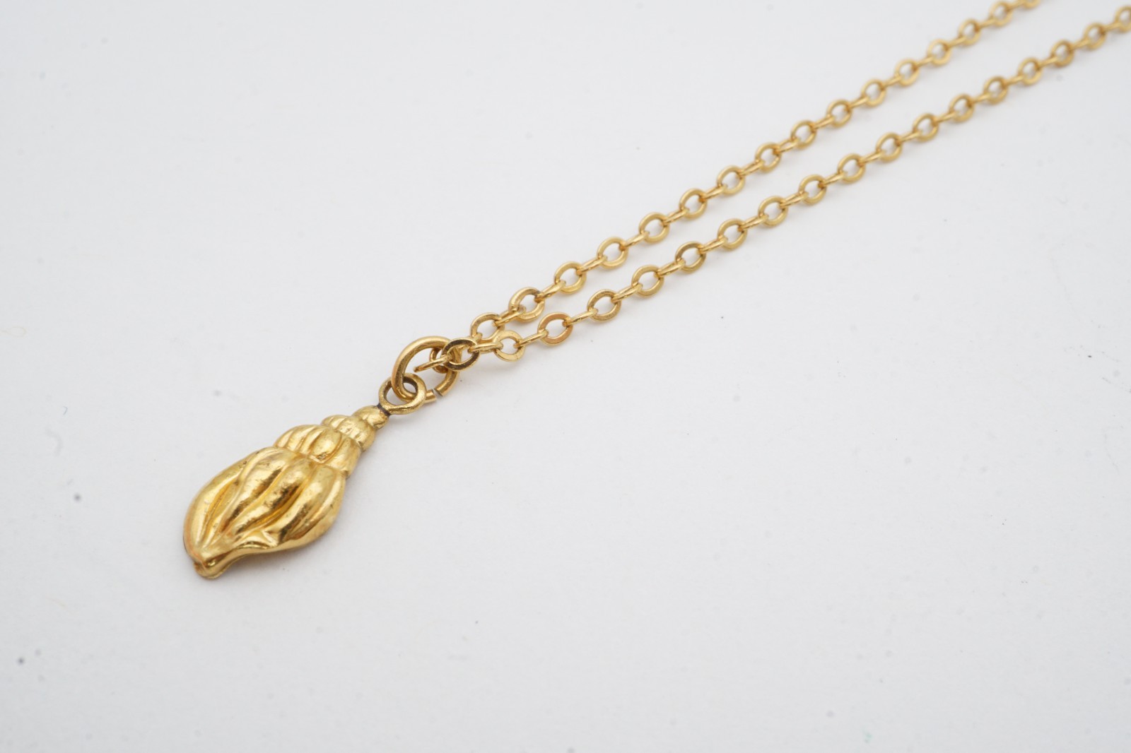 Vintage Carla Gold Filled Sea Shell Necklace 18″