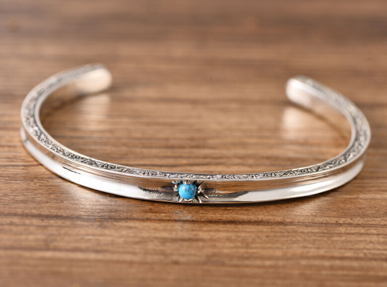 I01 Sterling Silver 925 Bangle with Small Turquoise