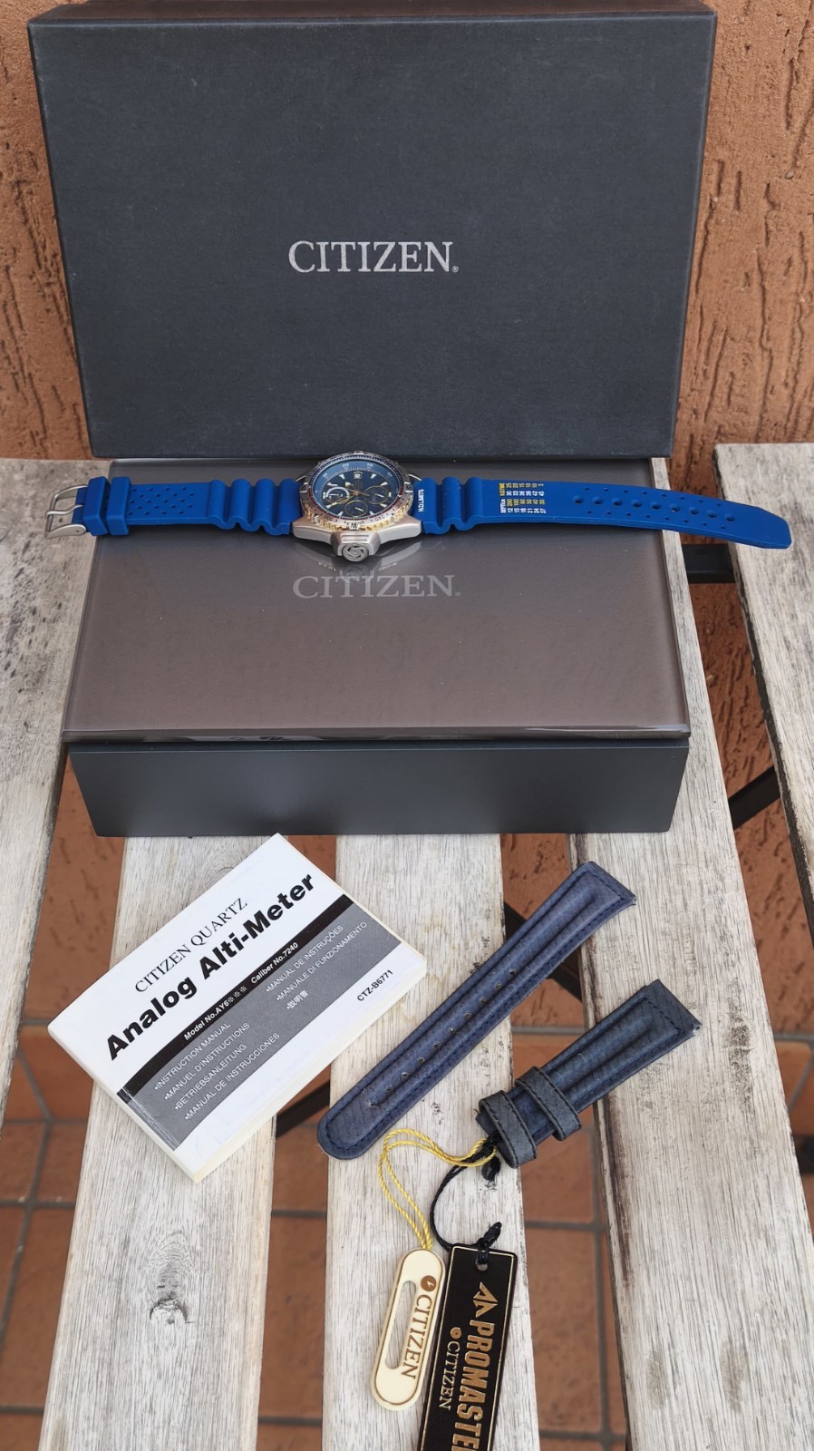 Vintage NOS Citizen Promaster Altichron AY6014-05L Chrono Quartz Watch