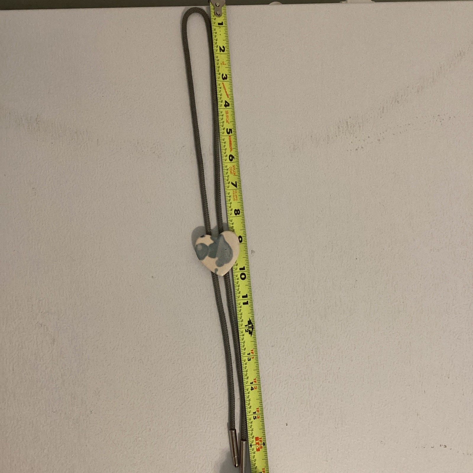 Gray Heart Slide Bolo Tie Adjustable Cord Material 41 in Men’s No Stone