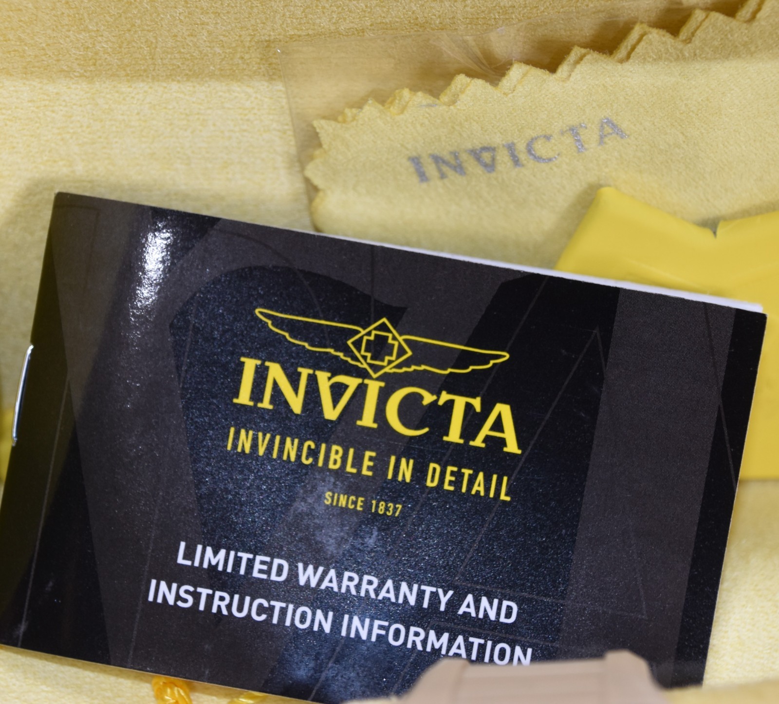 INVICTA BOLT AUTOMATIC WRISTWATCH IN ORIGINAL BOX WITH PAPERS