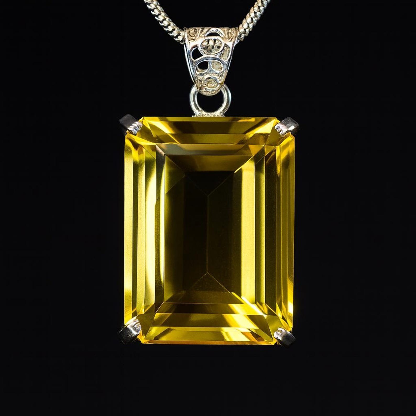 GIE Certified Natural Emerald Cut 105 Ct Yellow Citrine Pendant Loose Gemstone