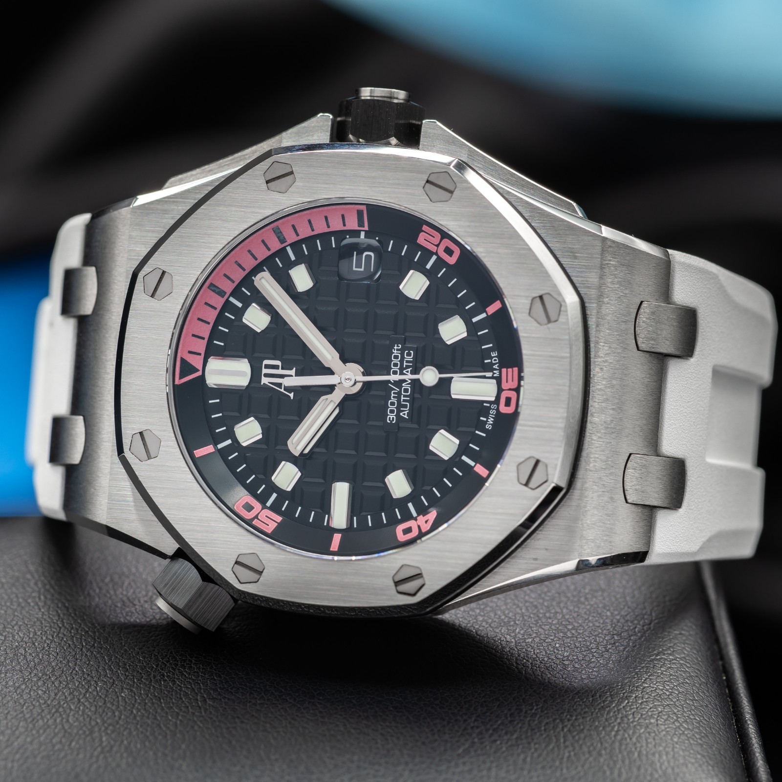 2026 Audemars Piguet Royal Oak Offshore Diver 15720ST.OO.A010CA.01 New & Unworn!