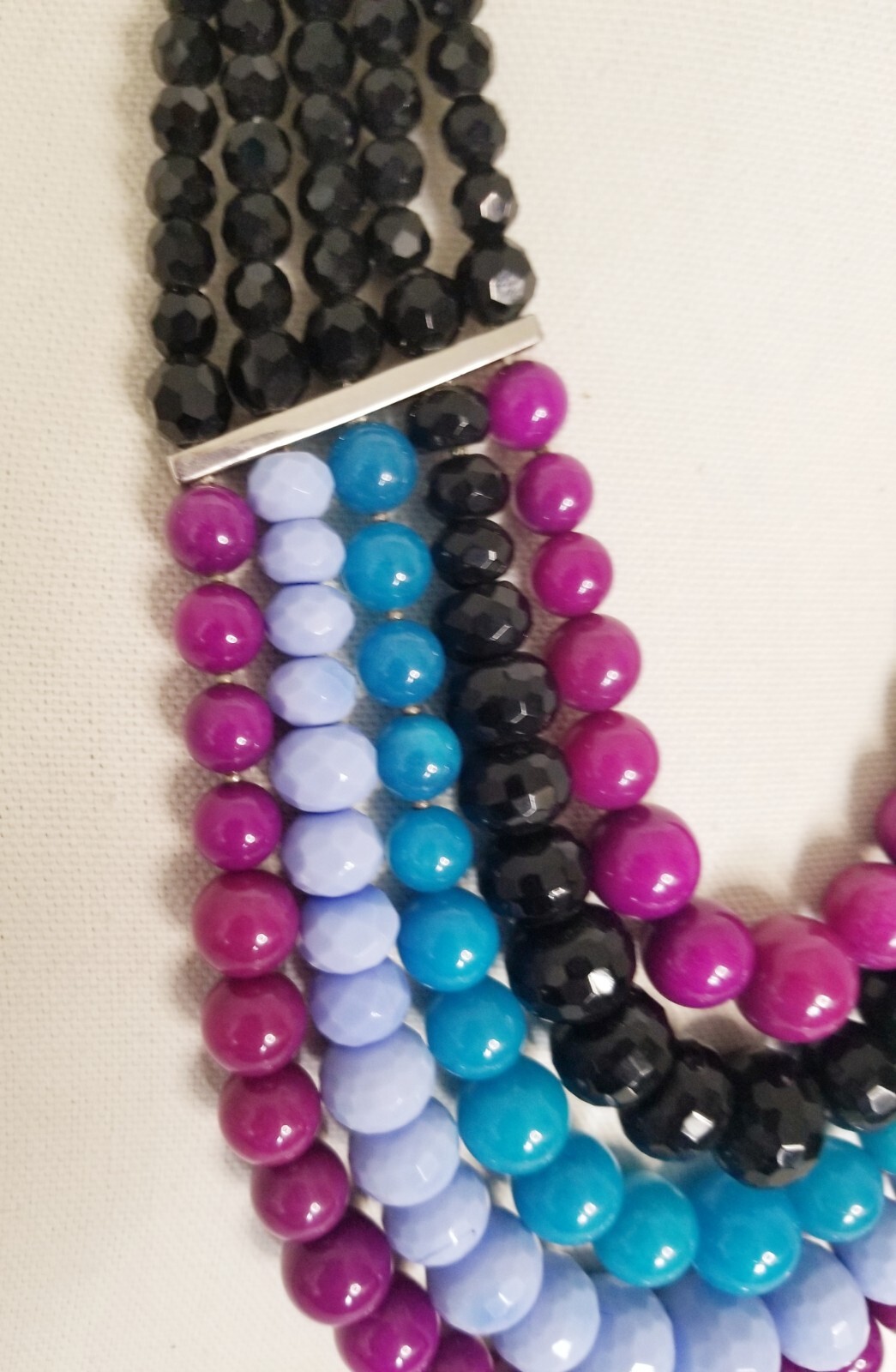 Statement Designer Necklace Appartement a Louer Paris Faceted 5 Strand Beads