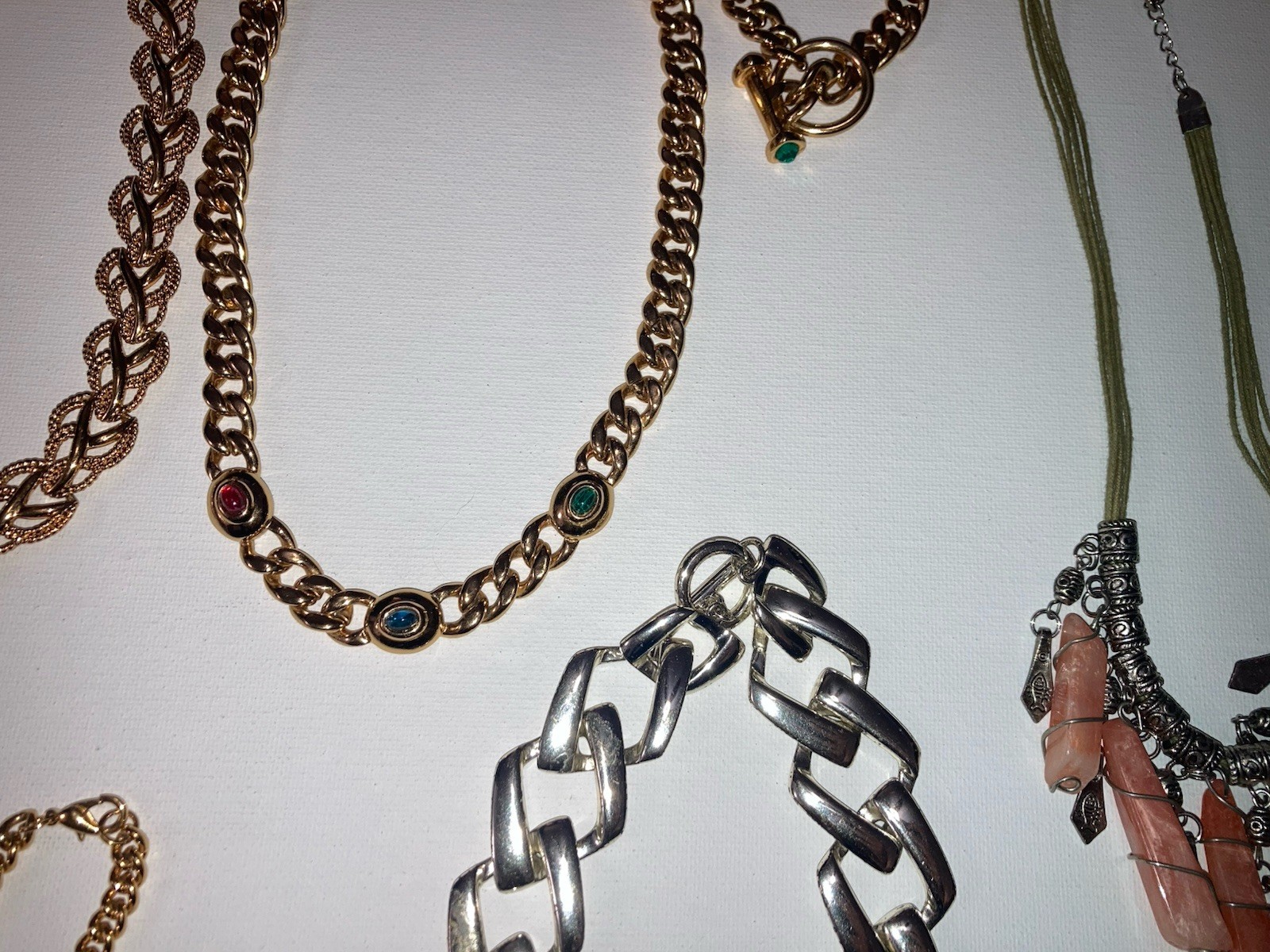 Lot Of 12 Pieces Of Costume Jewelry Stones Metal Bracelets Necklaces Excellent