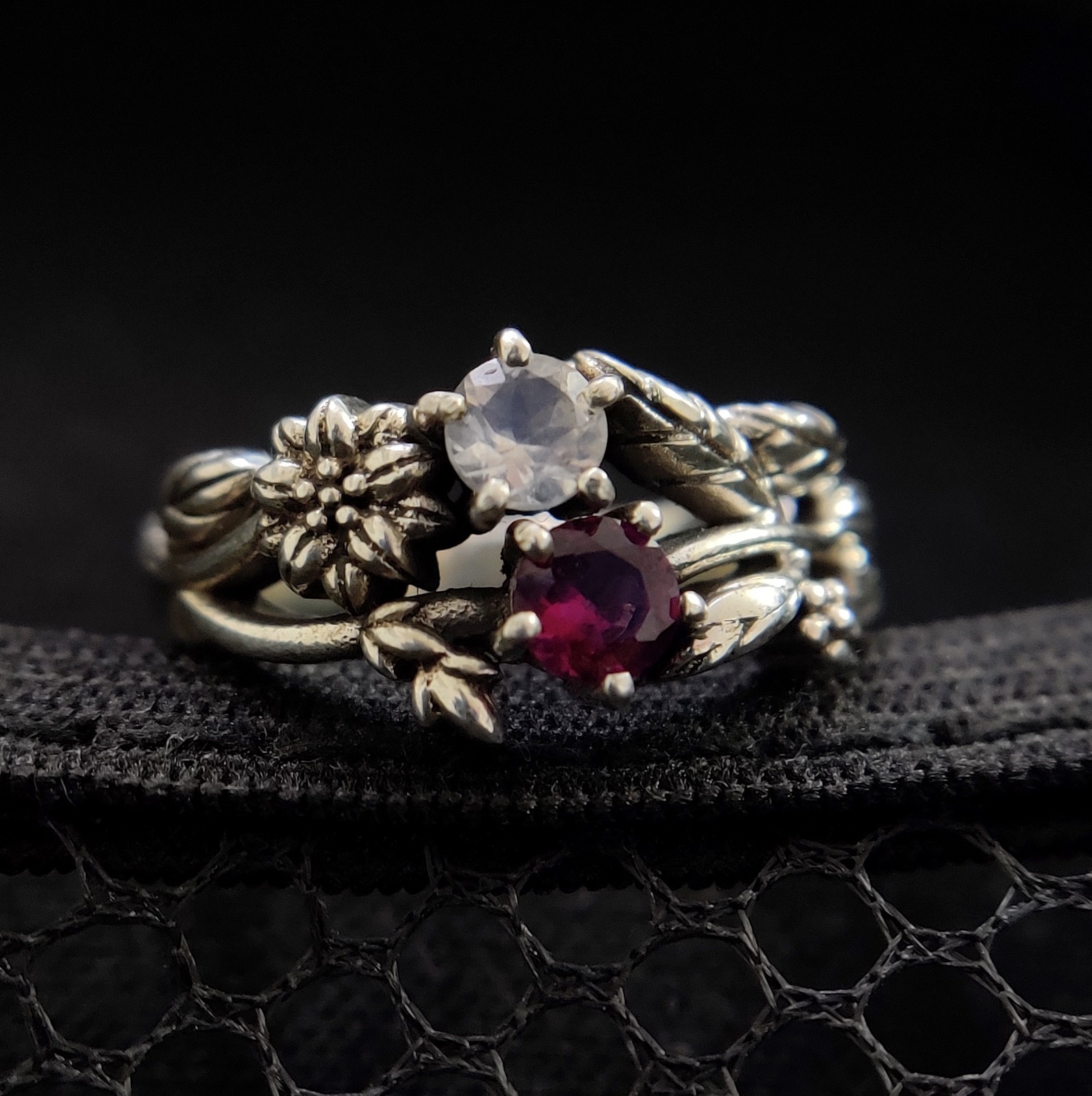 Nature Garnet Rainbow Moonstone 925 Silver Leaf Vine Floral Ring Wedding Band