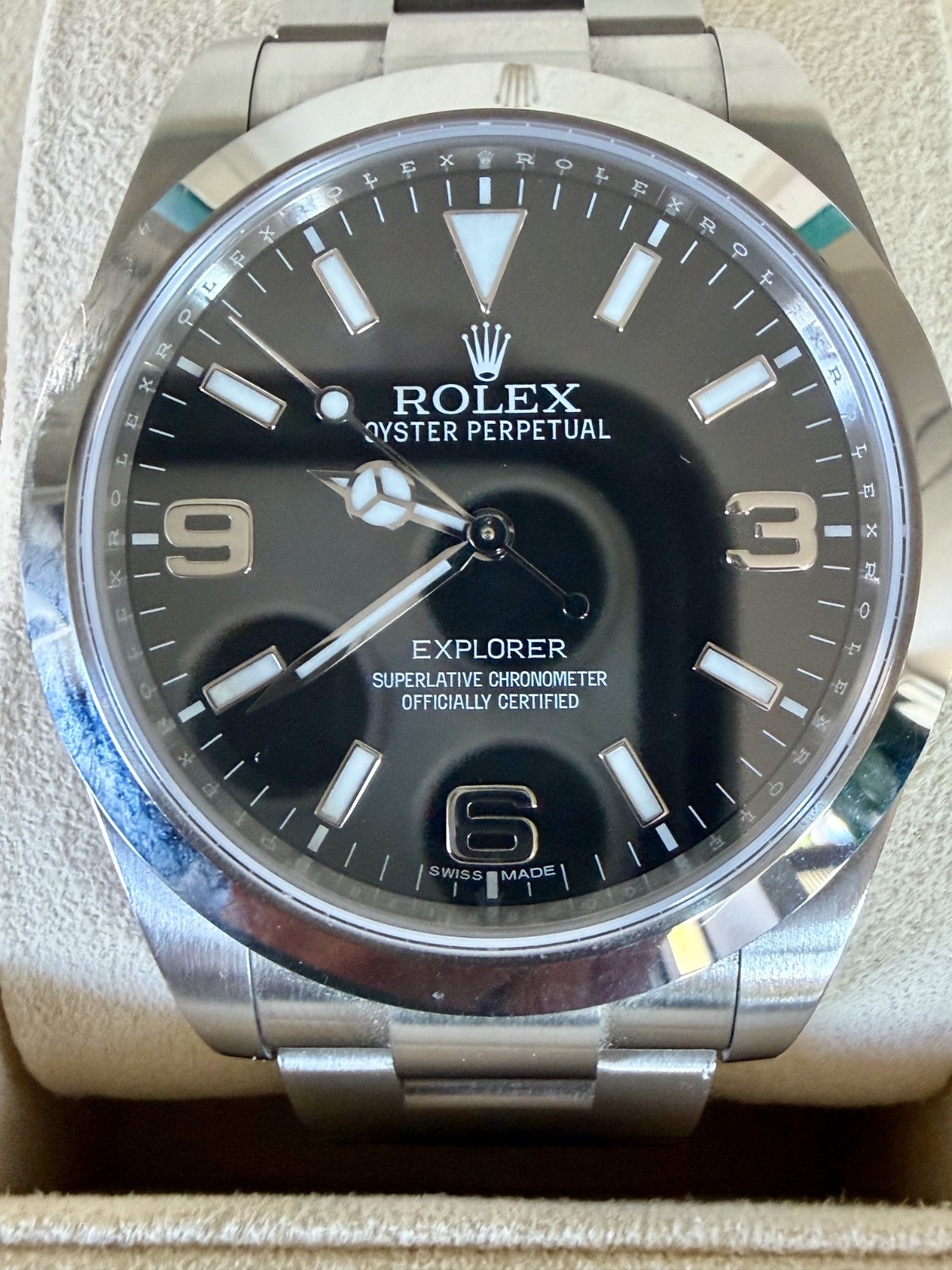 Rolex Explorer 214270 MK2 39mm 2016 Full Set Box Papers One Owner