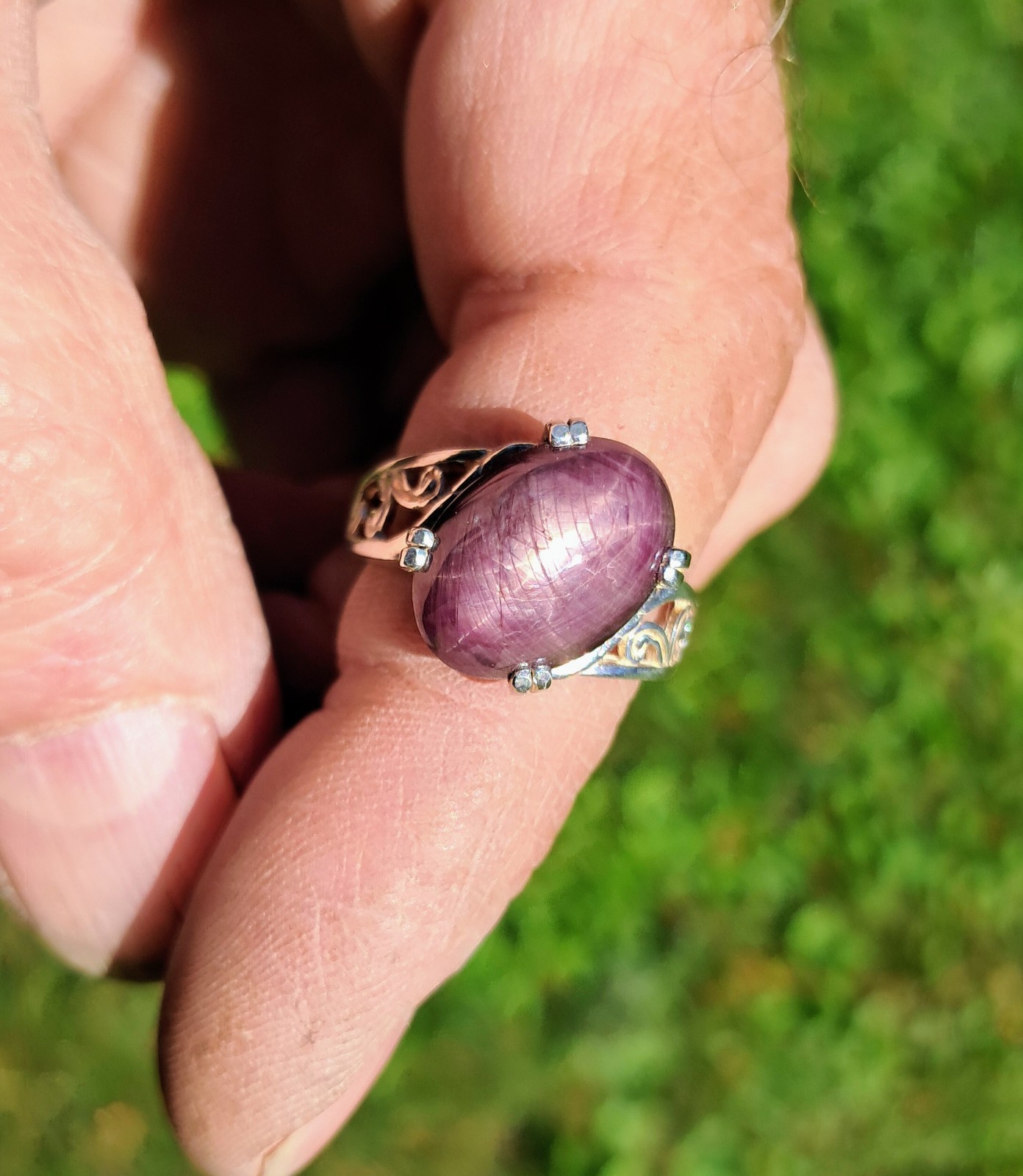 Natural Red-Purple Star Ruby 14.2x10mm 925 Sterling Silver Ring