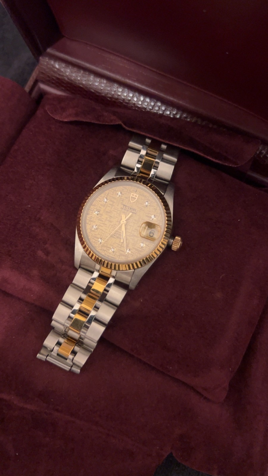 Tudor Prince Date 74033 34mm Automatic – 18K Gold Bezel/ Diamond Dial £1800+