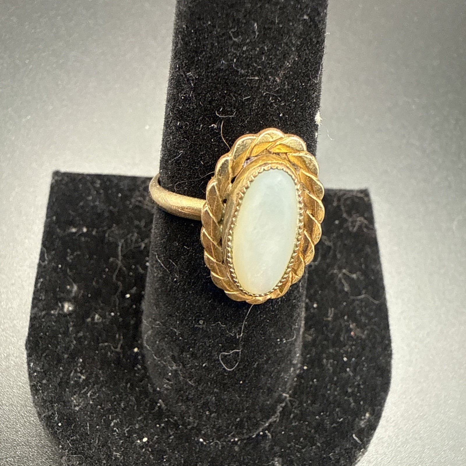 12k GF Mother Of Pearl Ring 3 Grams
