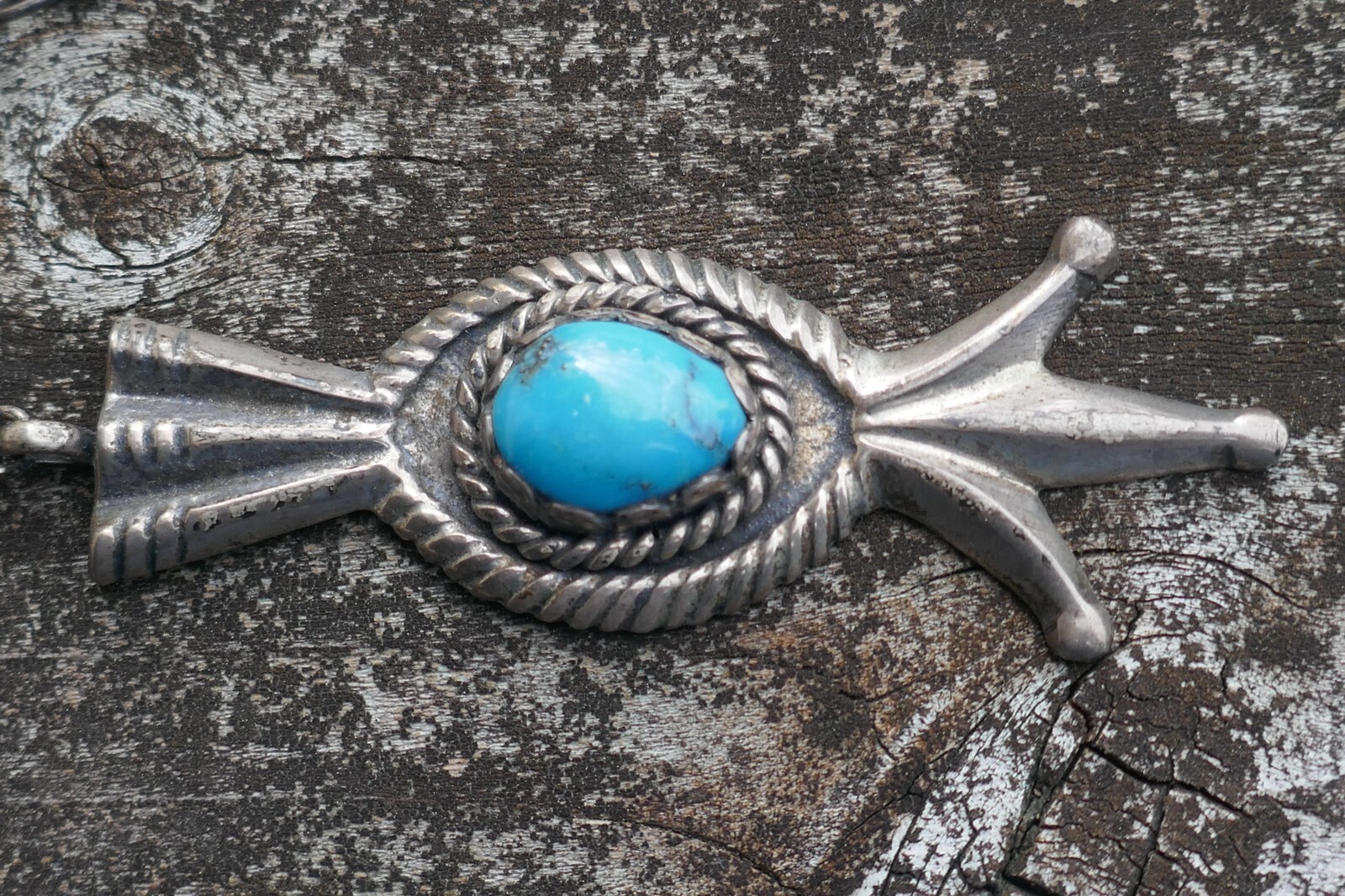 Vintage Navajo Sand Cast Silver & Turquoise Necklace – 18″ / 25.0 Grams