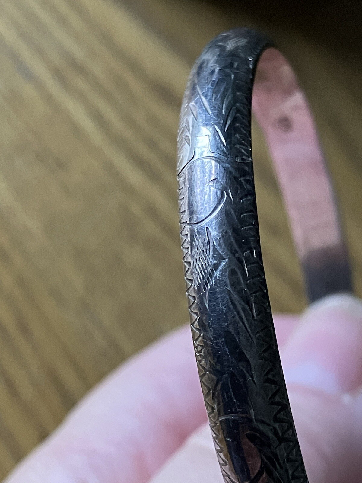 Vintage Sterling Silver Decorative Etched Pattern Band Bangle With Safety Chain