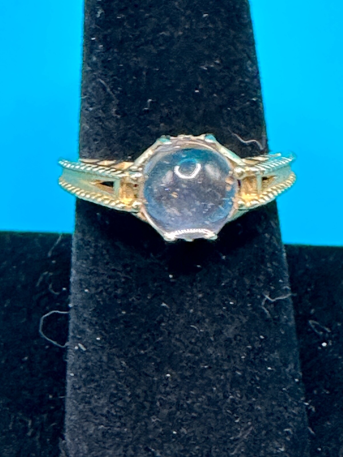 #3744 14K Gold Ring, Stamped 14K, Size 6.75